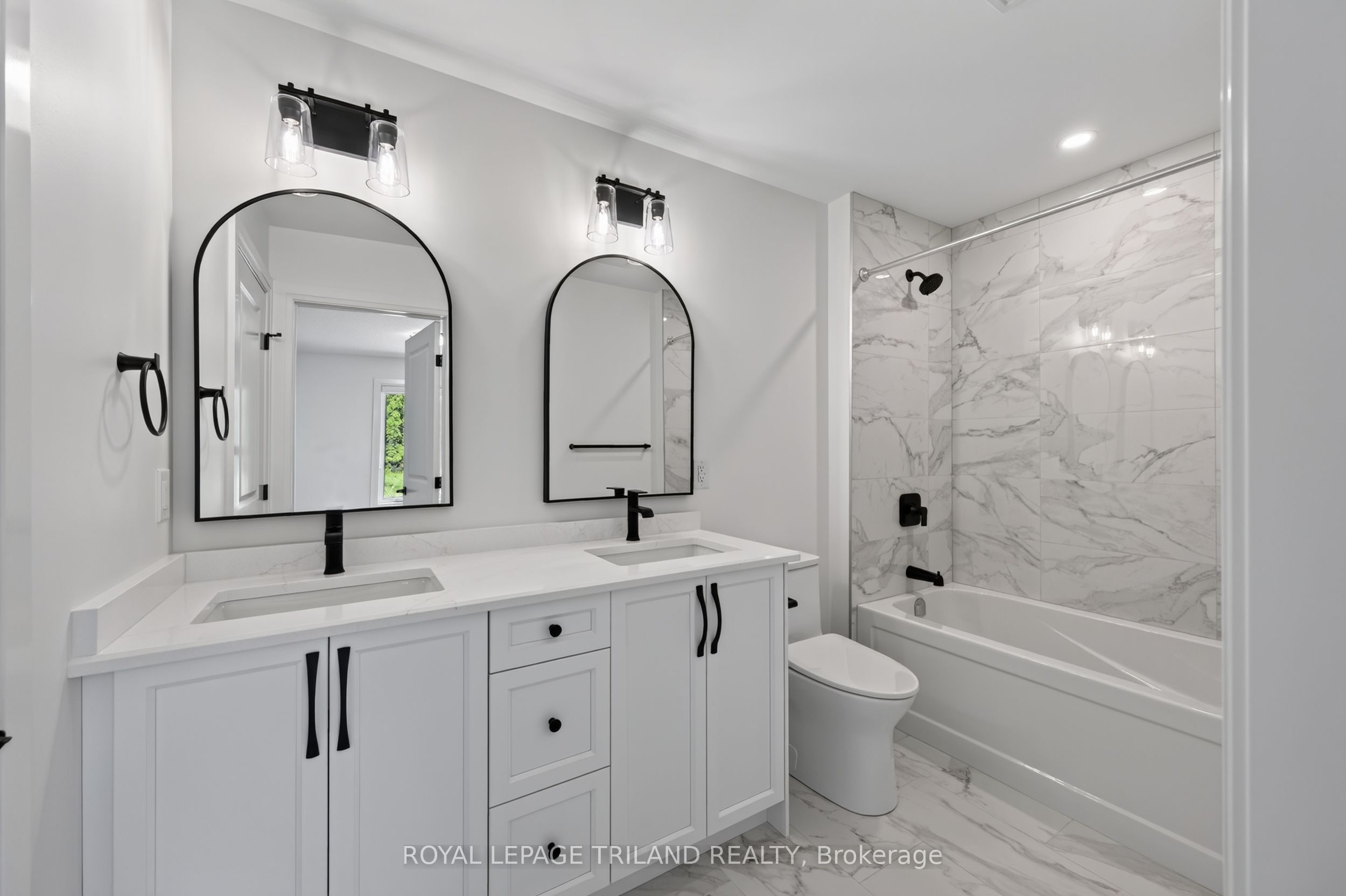 6777 Heathwoods Avenue Property Photo 29