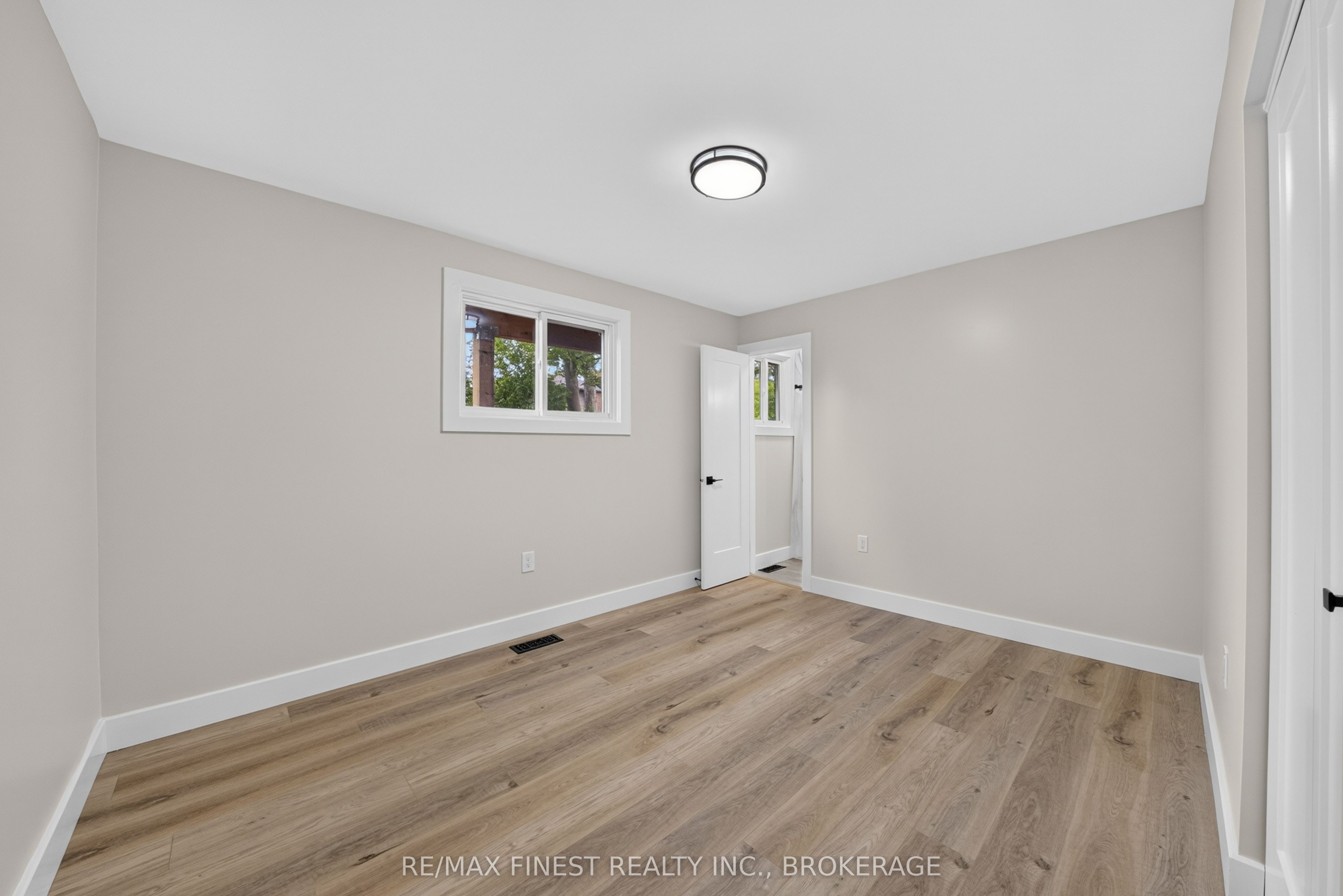 530 Roosevelt Drive Property Photo 19