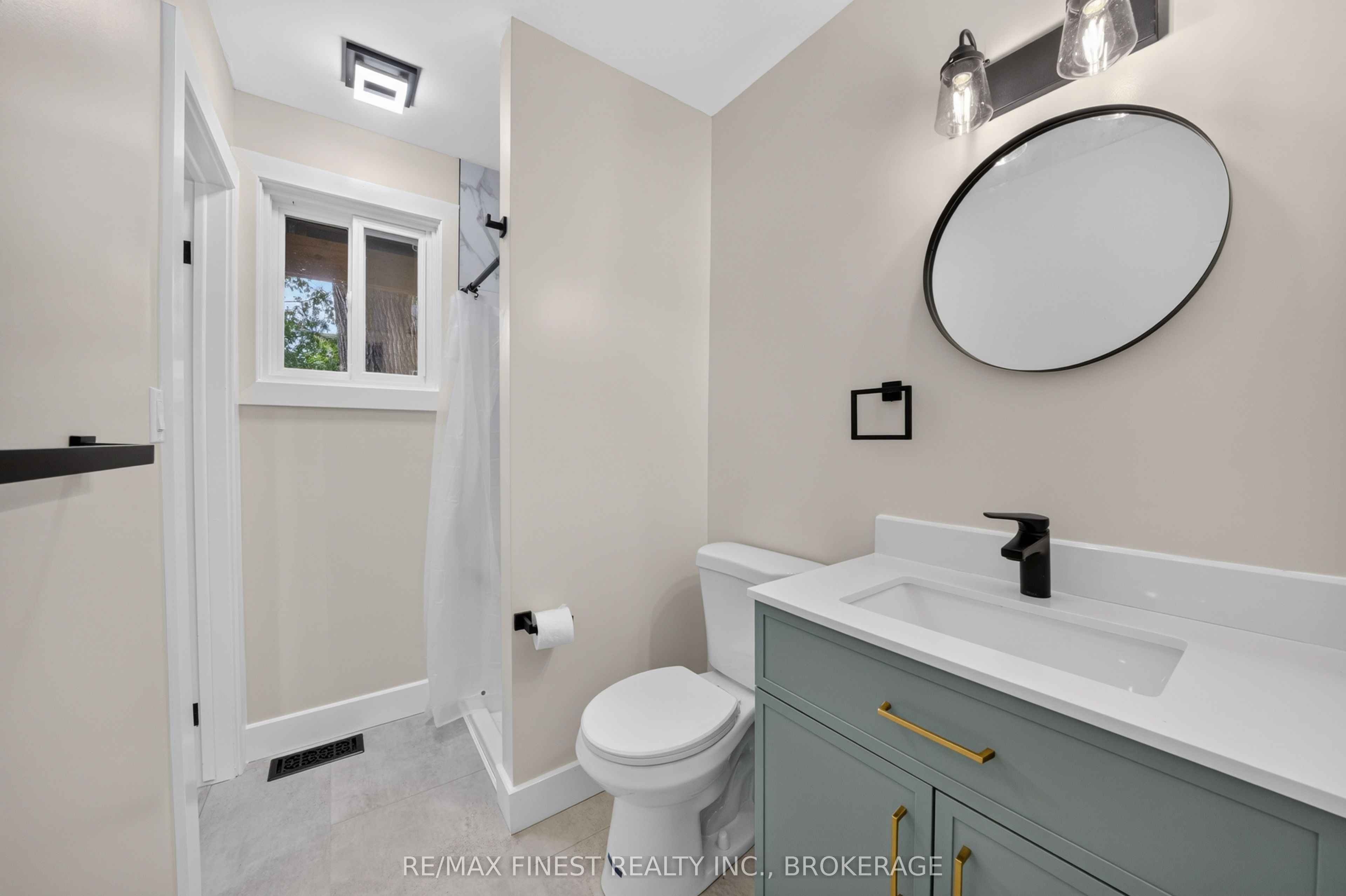 530 Roosevelt Drive Property Photo 23