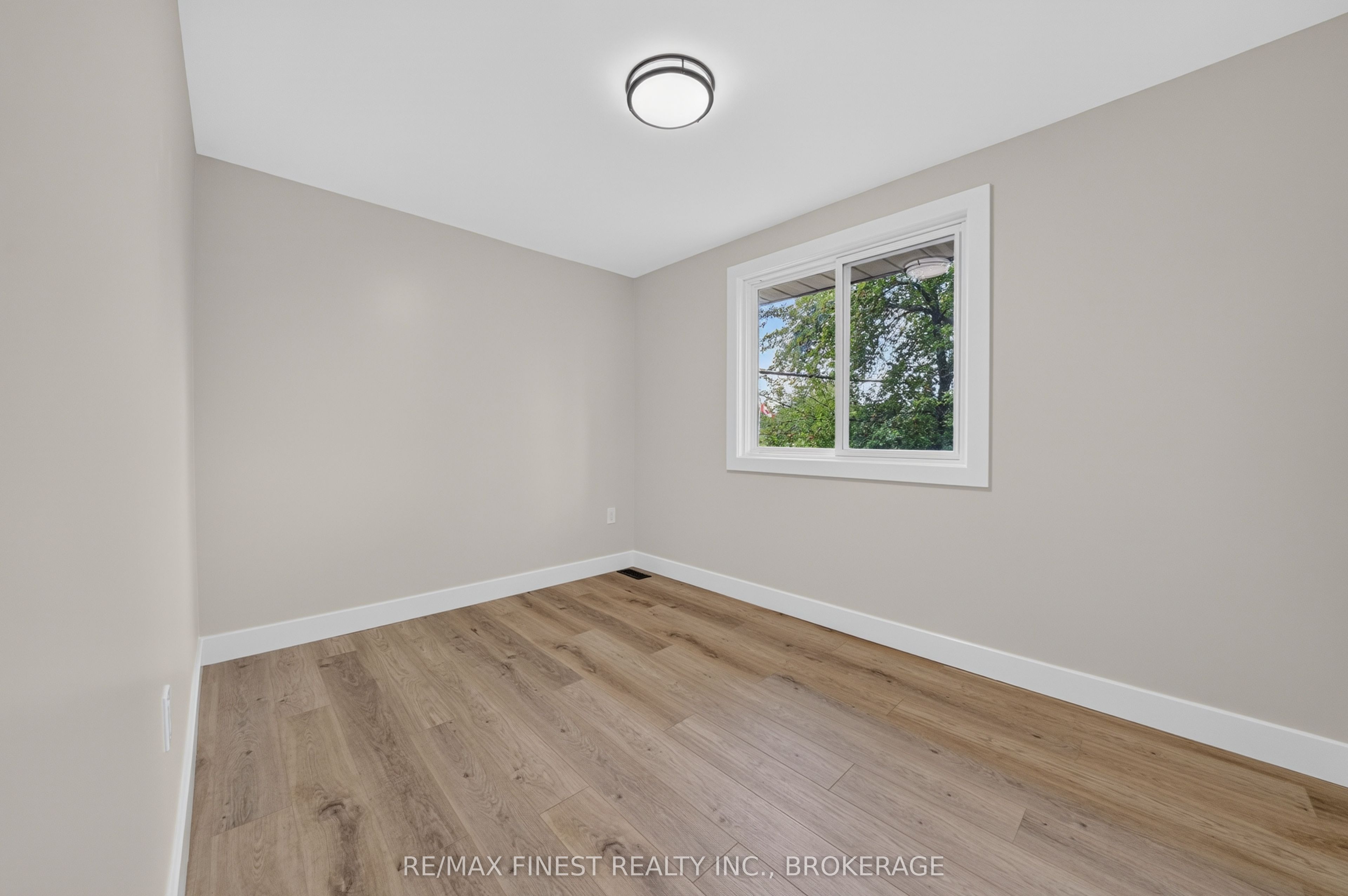 530 Roosevelt Drive Property Photo 31