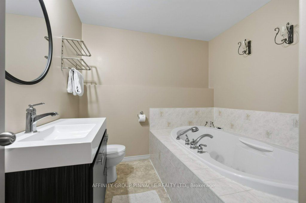 838 Traceys Hill Road Property Photo 22