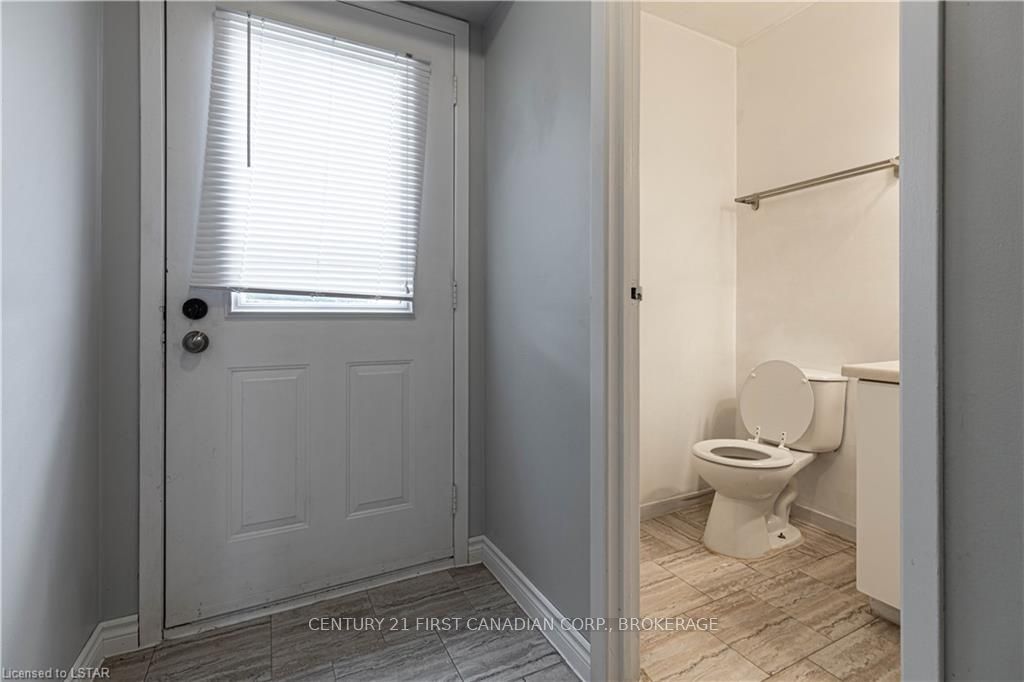 595 Third Street 63 Property Photo 3