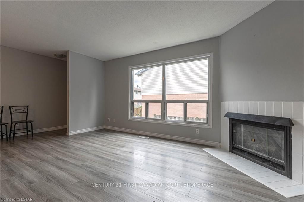 595 Third Street 63 Property Photo 7
