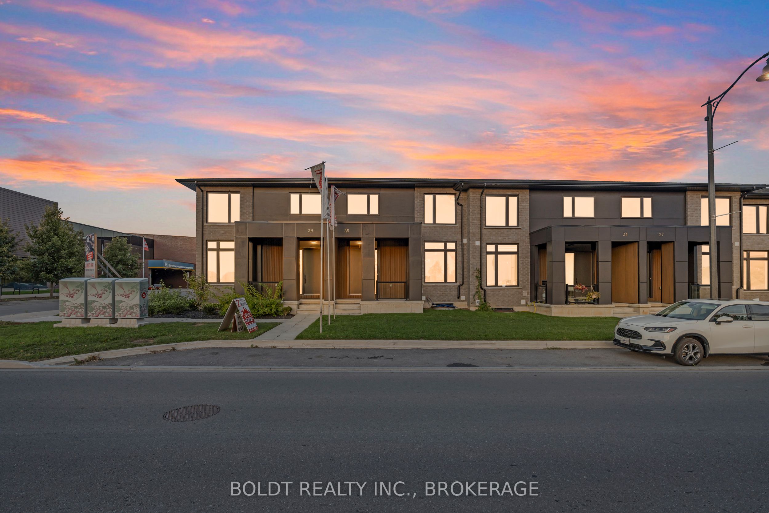27 Wellspring Way Property Photo 1