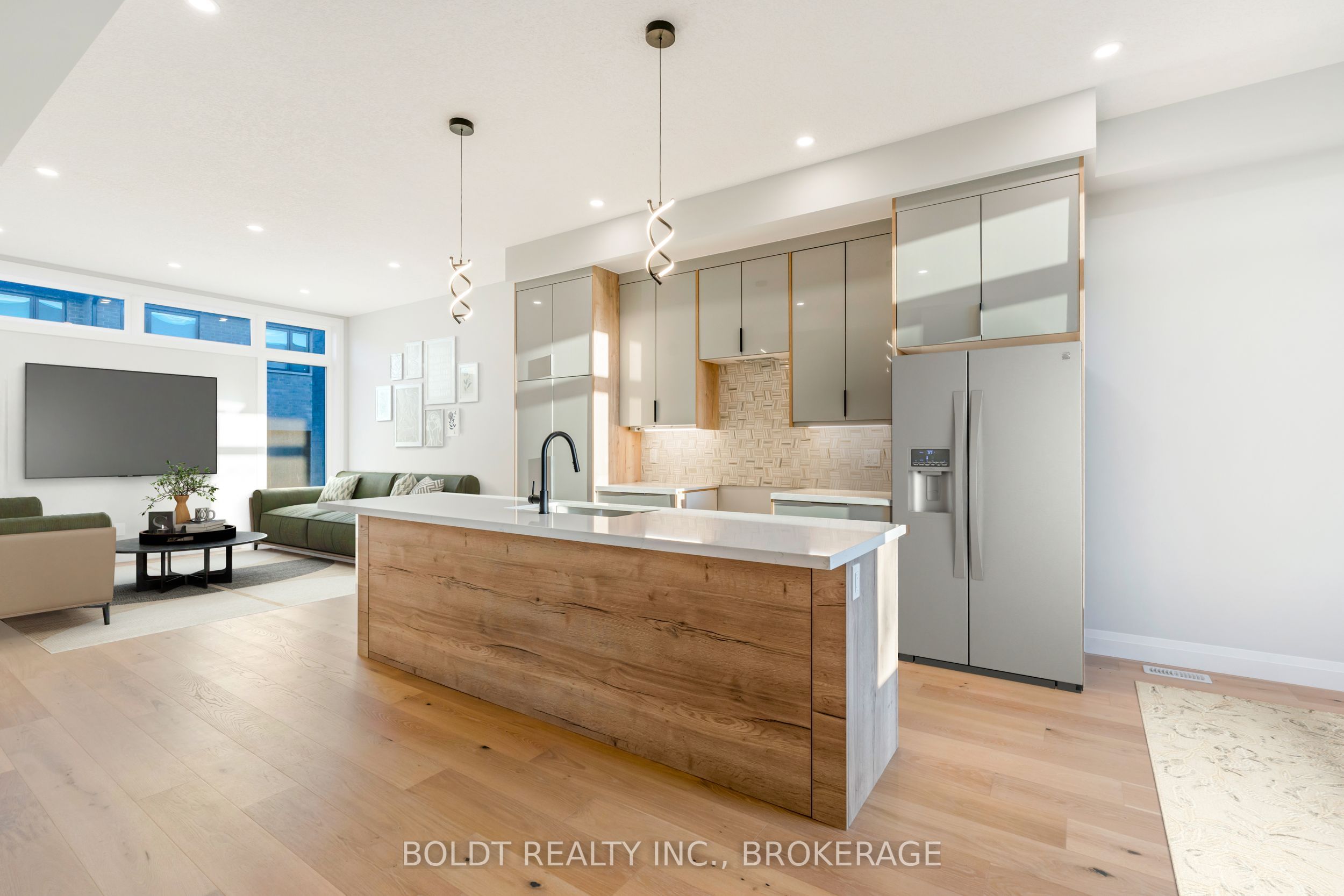 27 Wellspring Way Property Photo 7