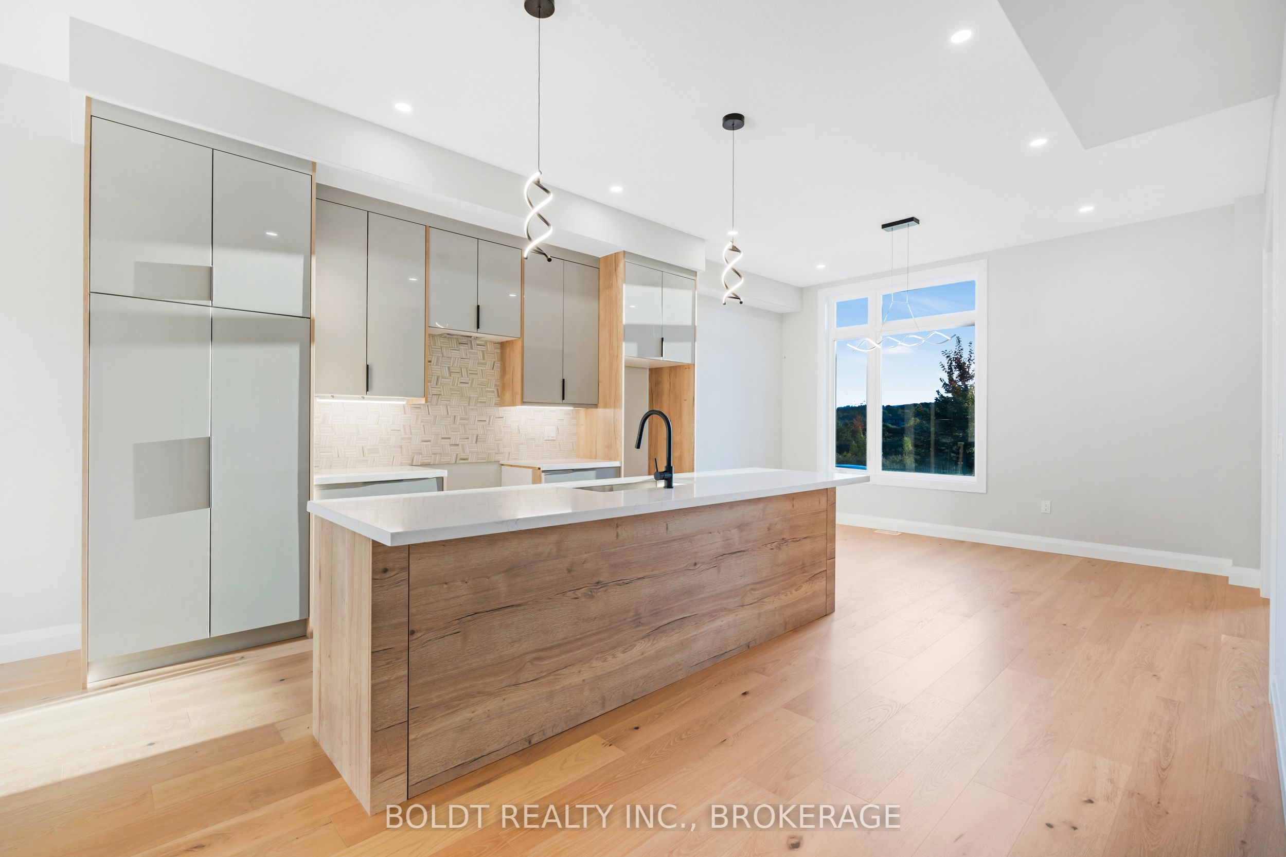 27 Wellspring Way Property Photo 9