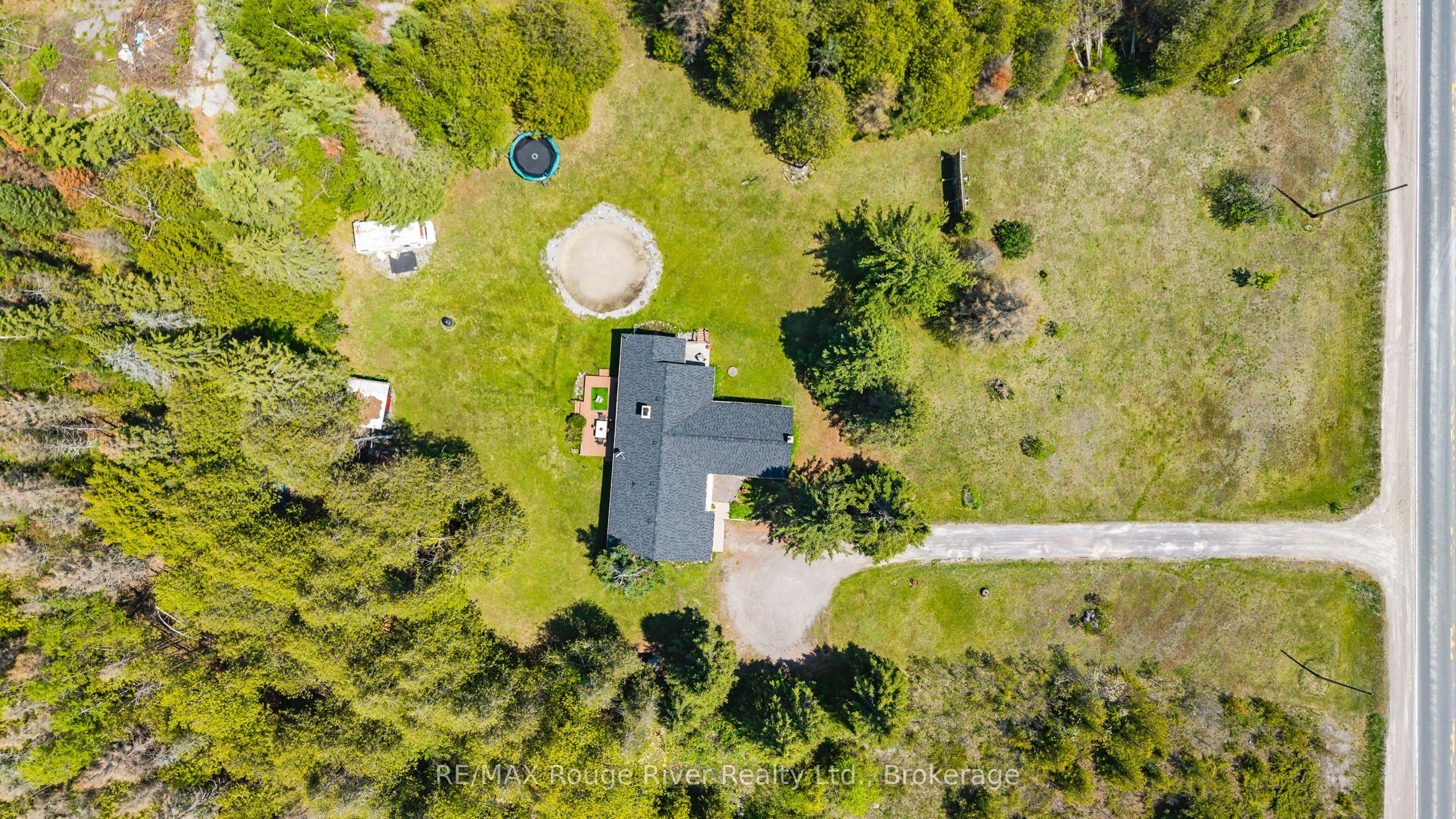 518 County Rd 6 Road Property Photo 2