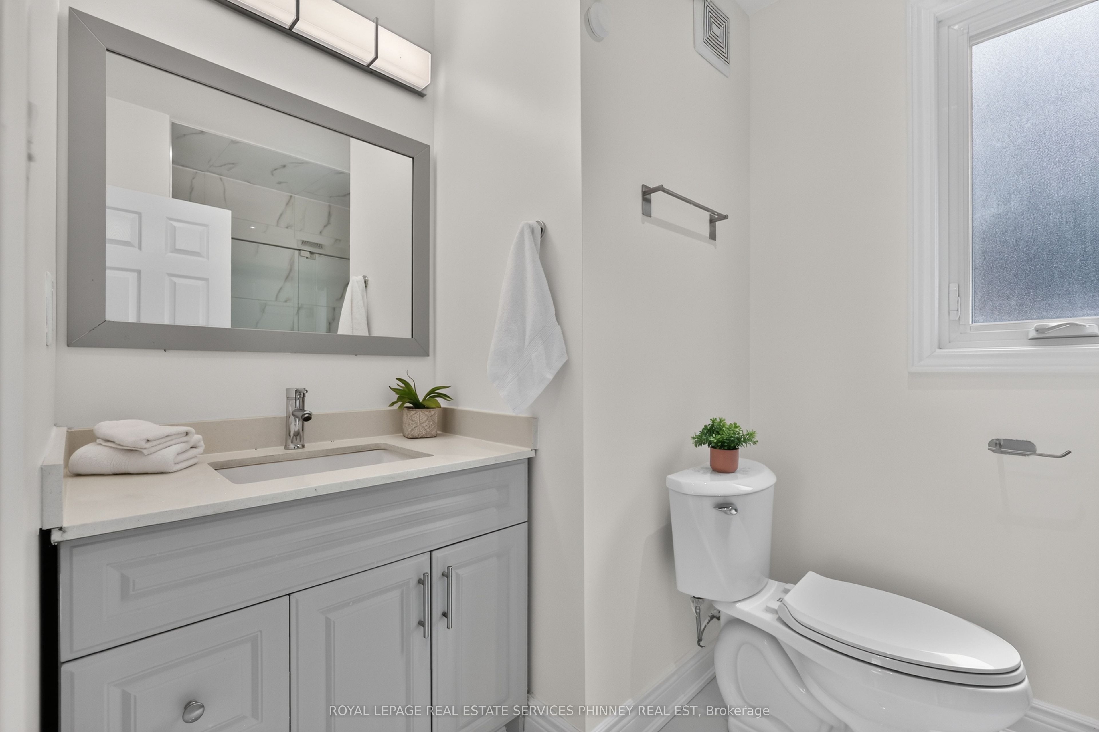 245 Glenholme Avenue Property Photo 17