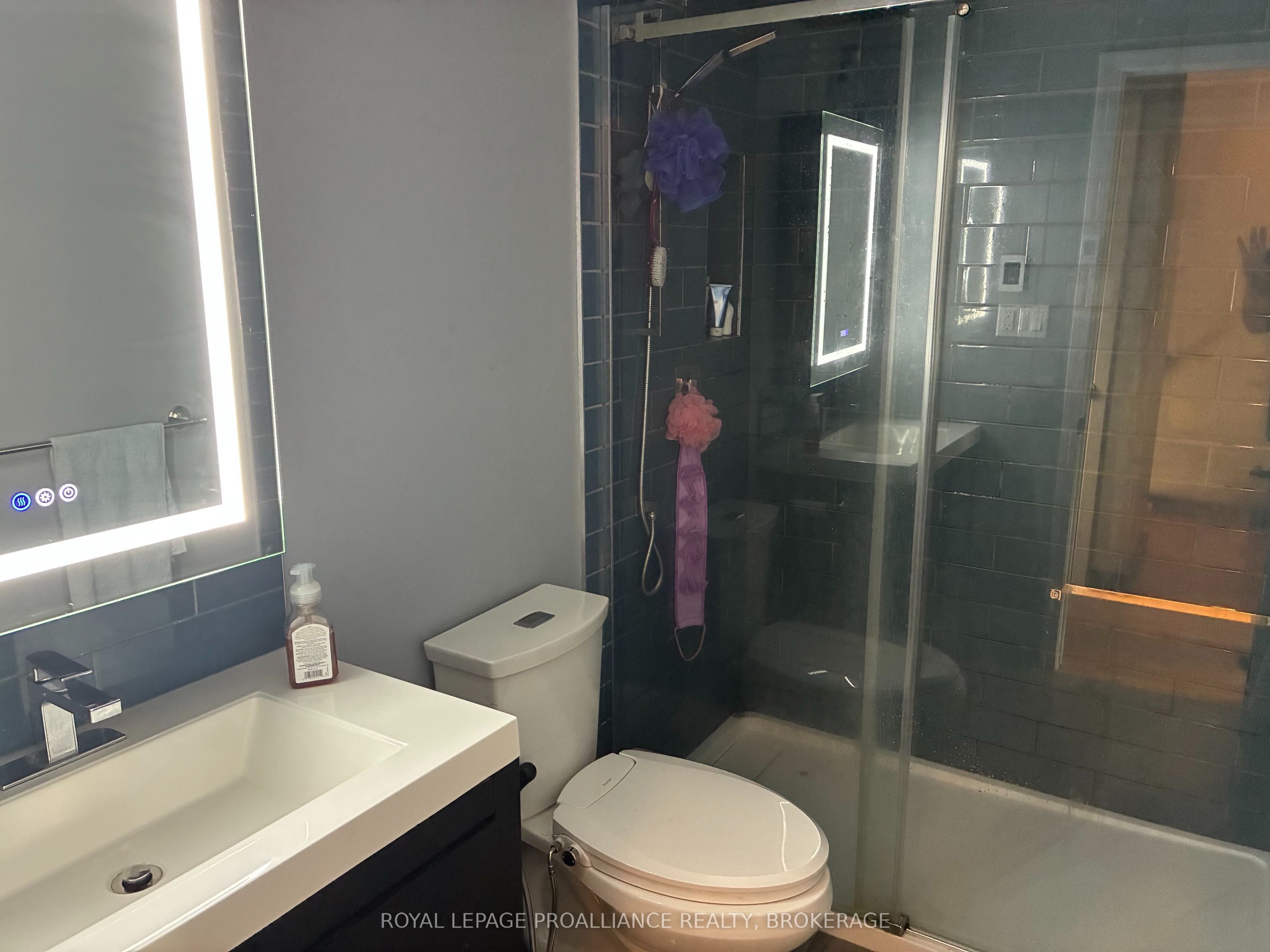 366 Forsyth Street 23 Property Photo 12