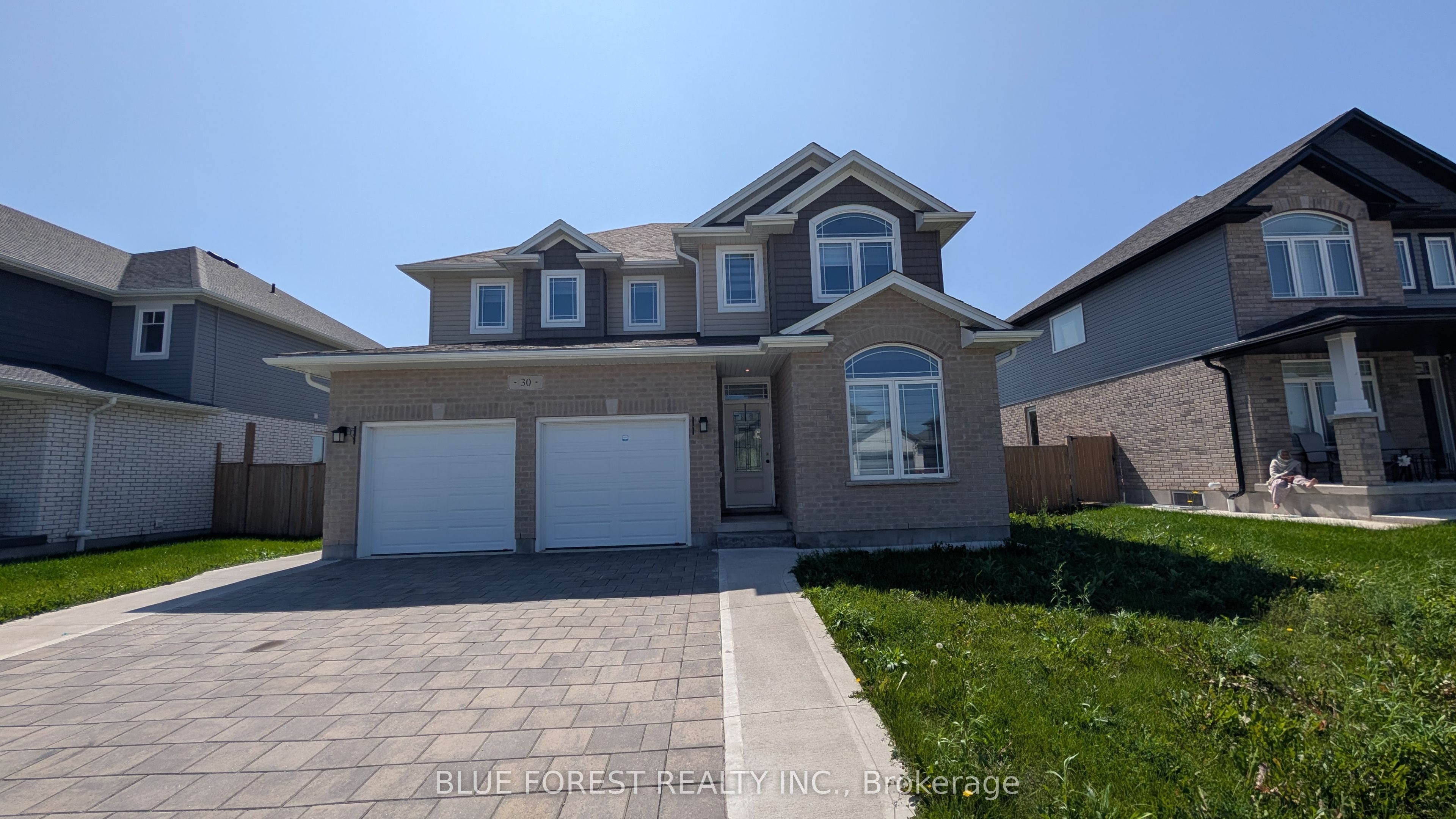 30 Thames Springs Crescent Property Photo 1