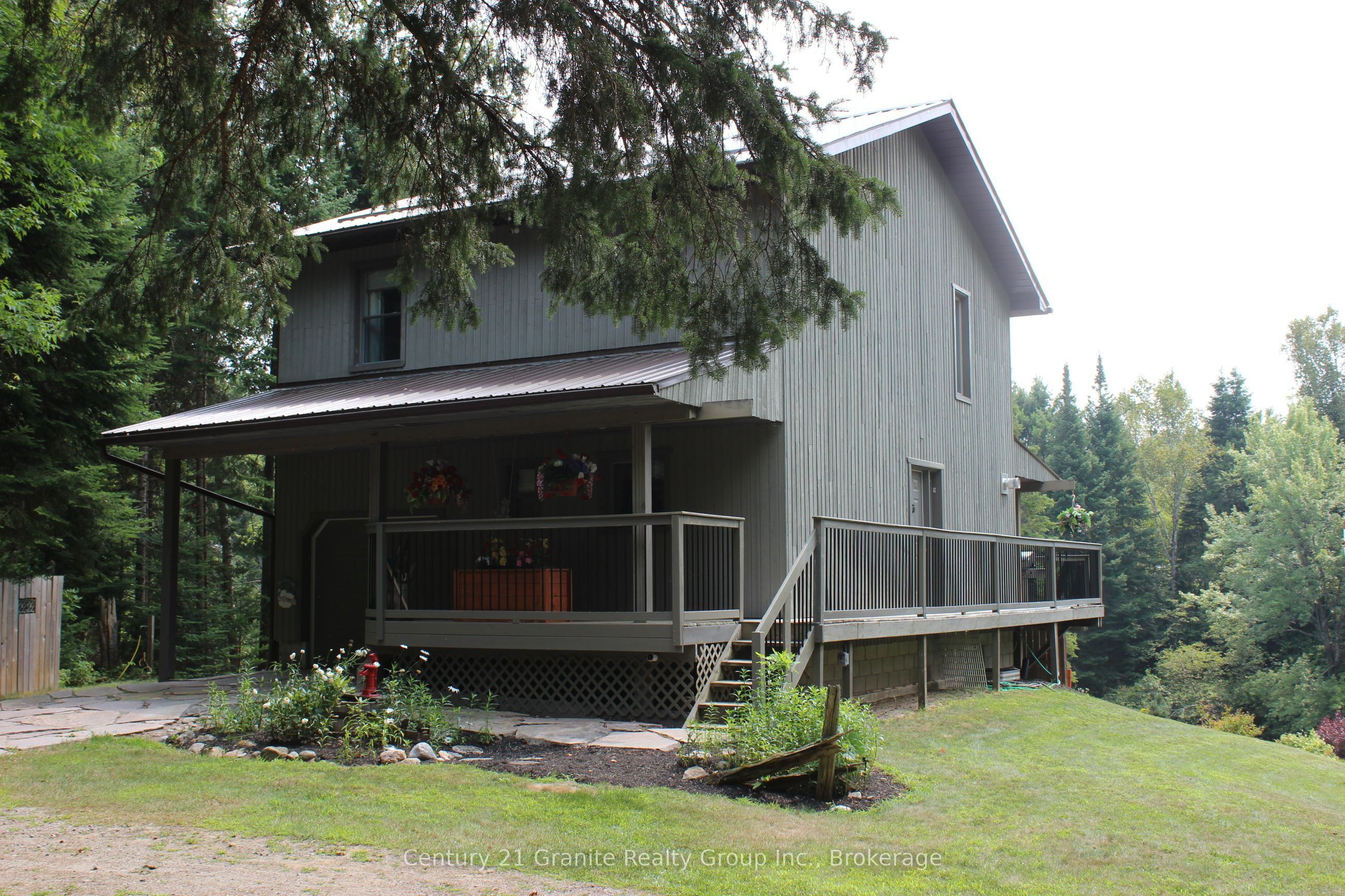 1082 Green Lake Road Property Photo 2