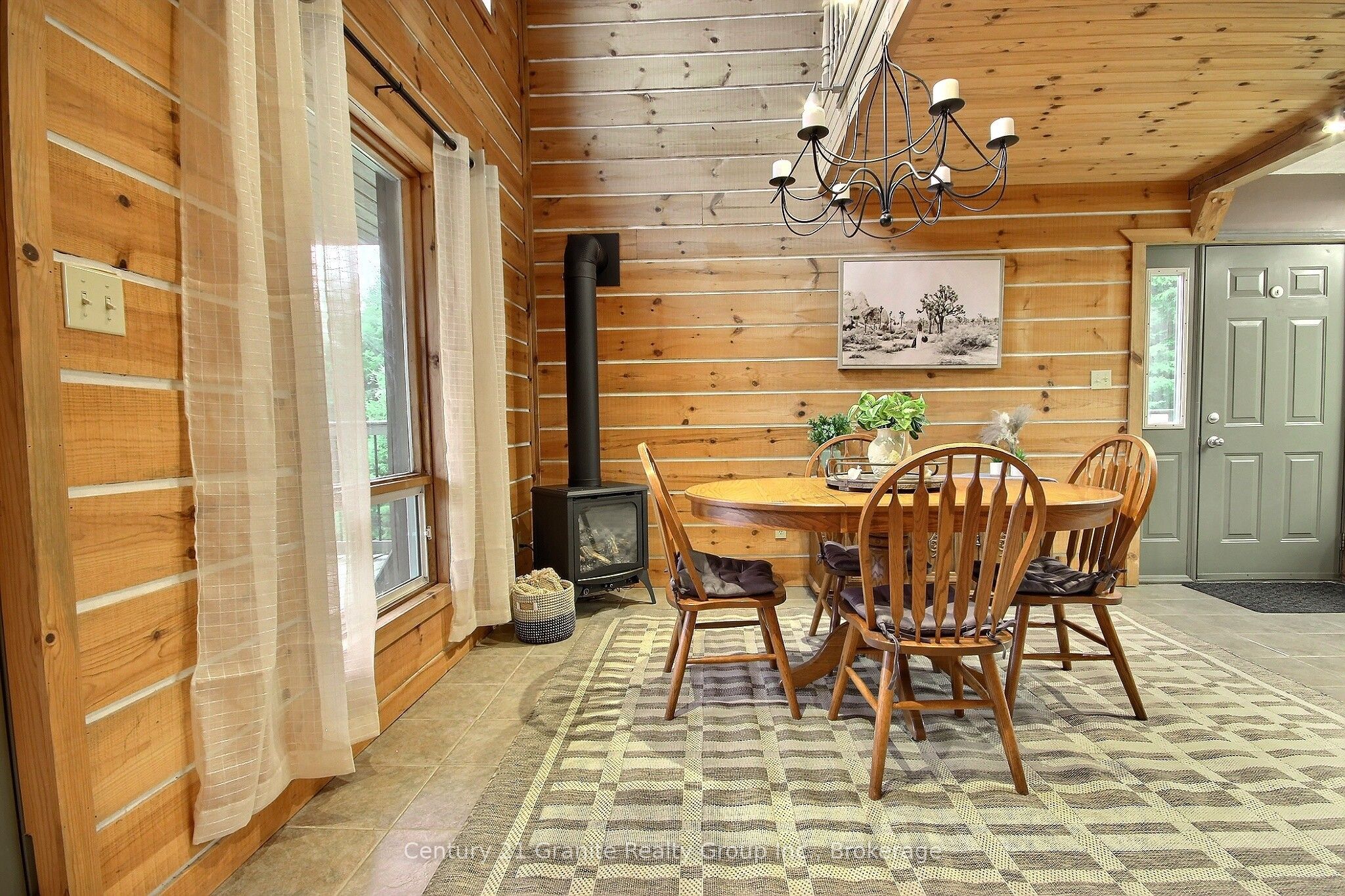 1082 Green Lake Road Property Photo 7