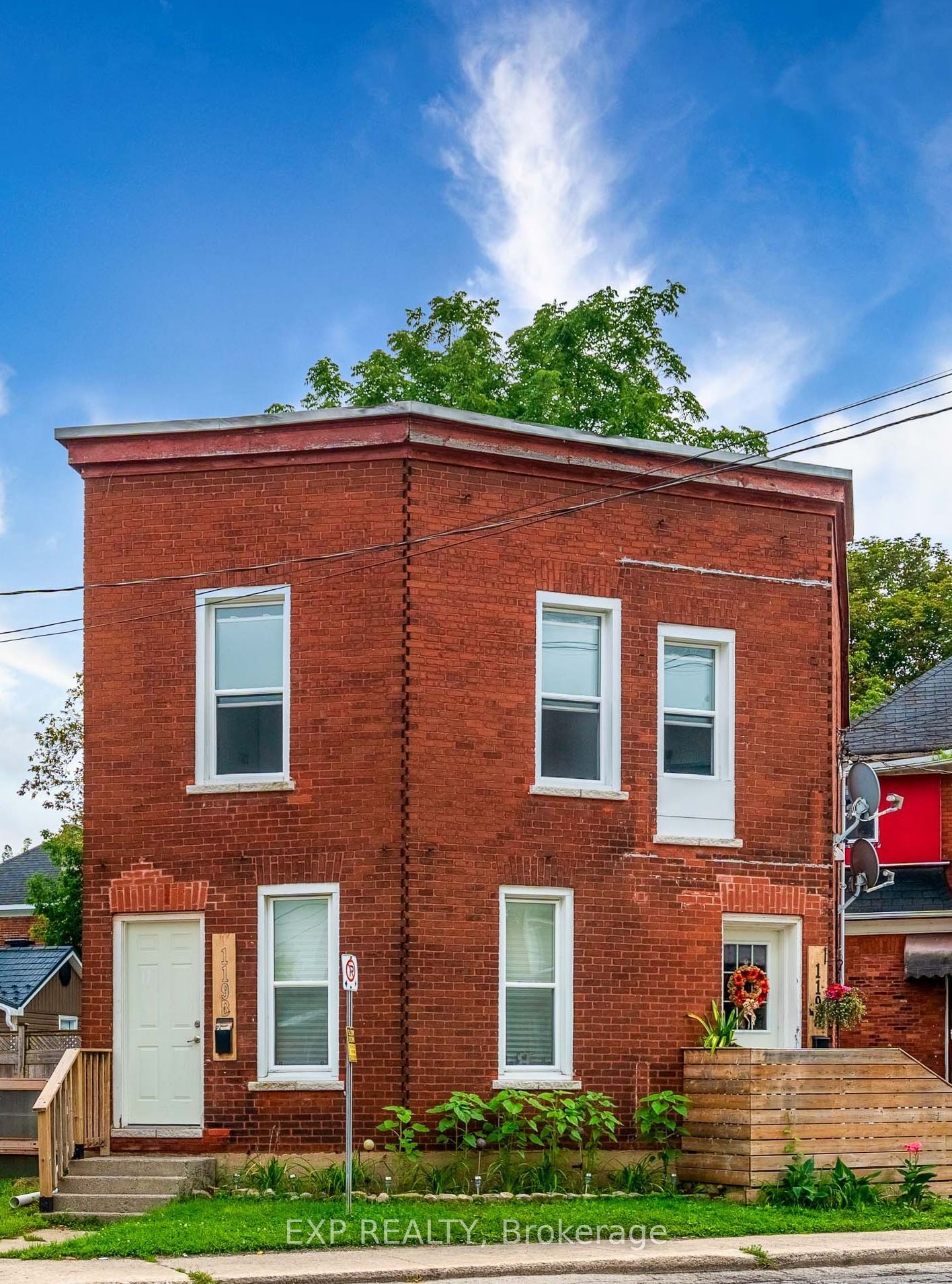 119 Beckwith Street N Property Photo 1