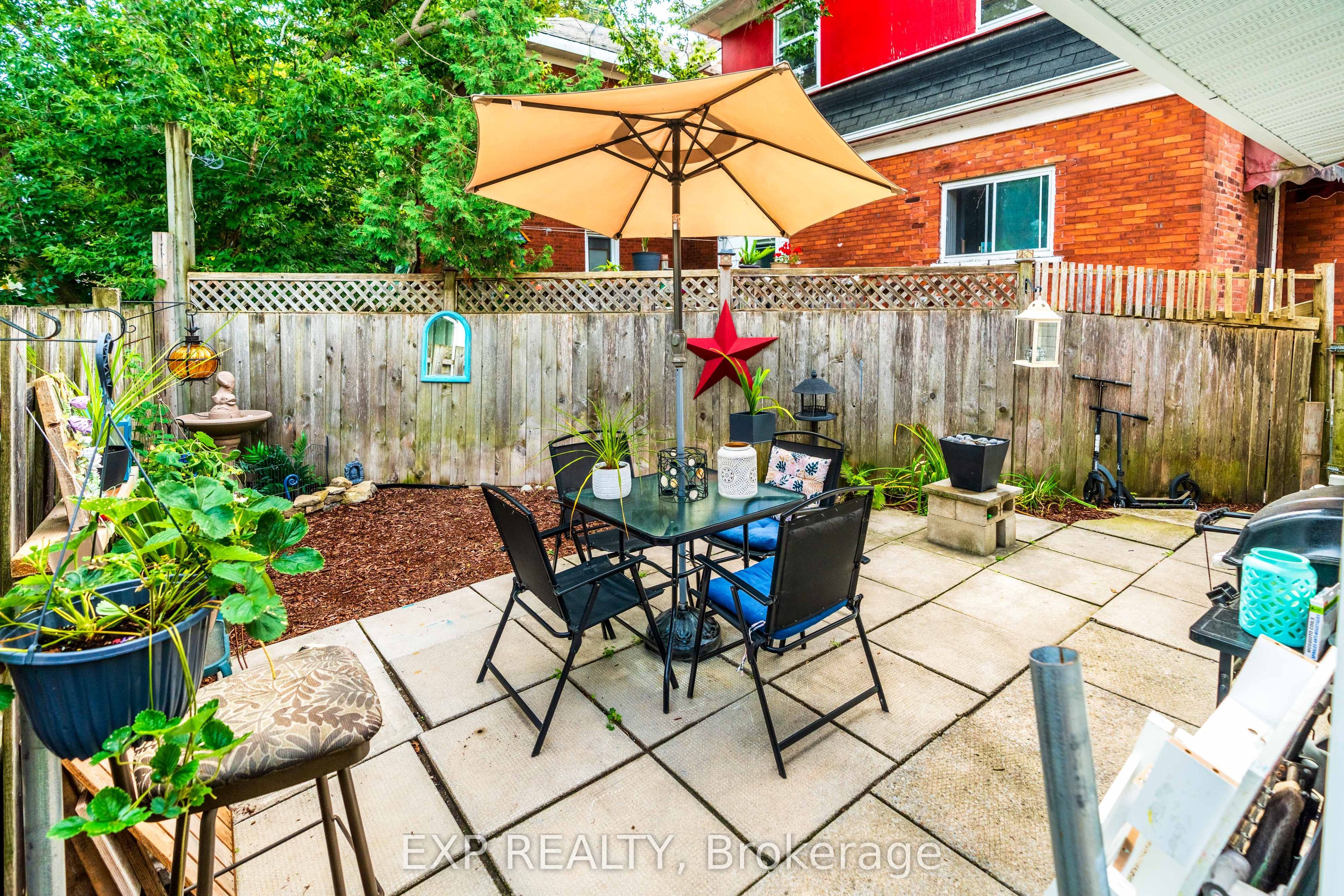 119 Beckwith Street N Property Photo 18