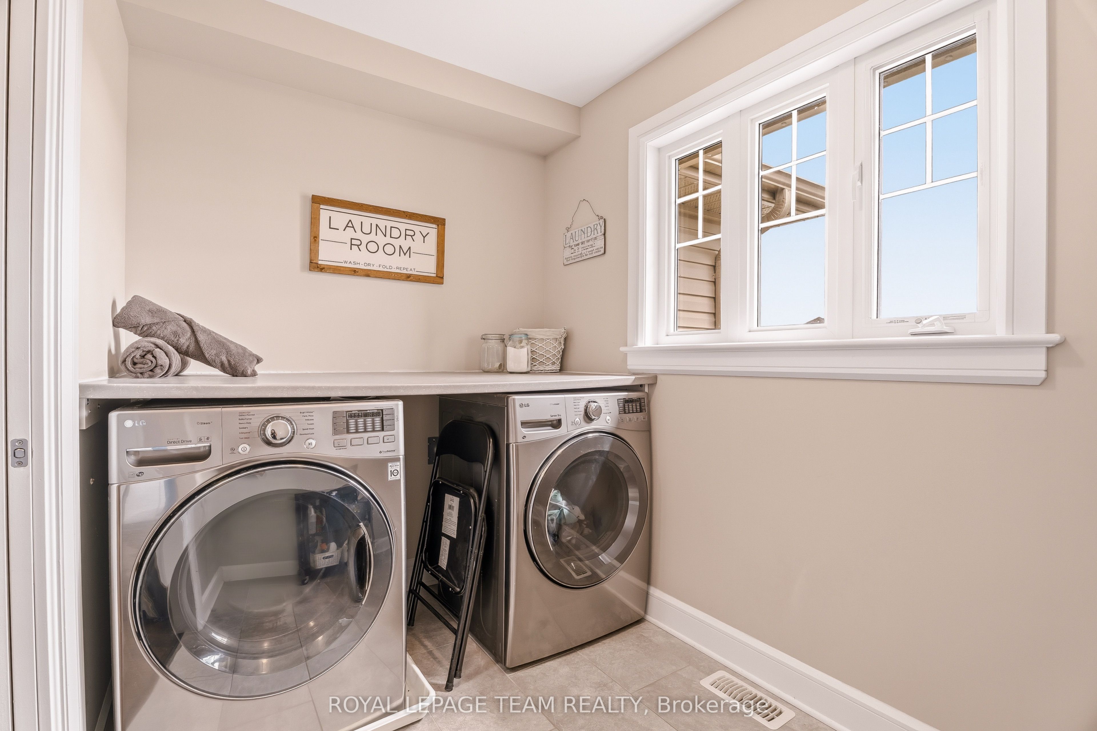 218 Arthur Street Property Photo 27