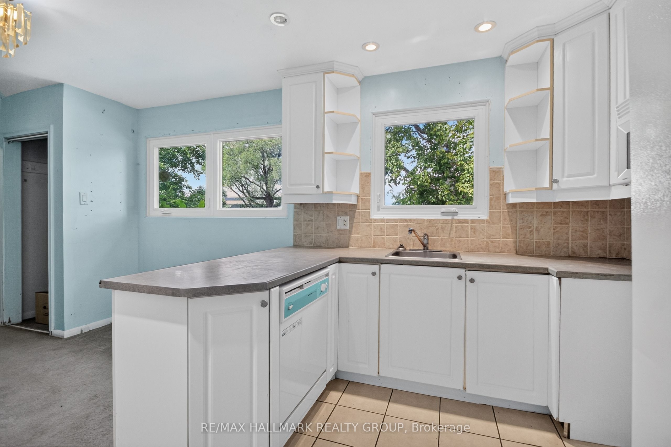 118 Knoxdale Road Property Photo 3