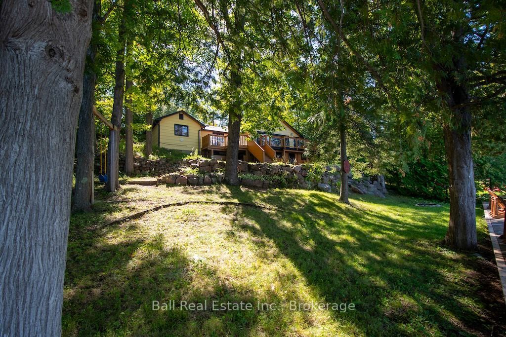 3272 Buckhorn Lane N Property Photo 3
