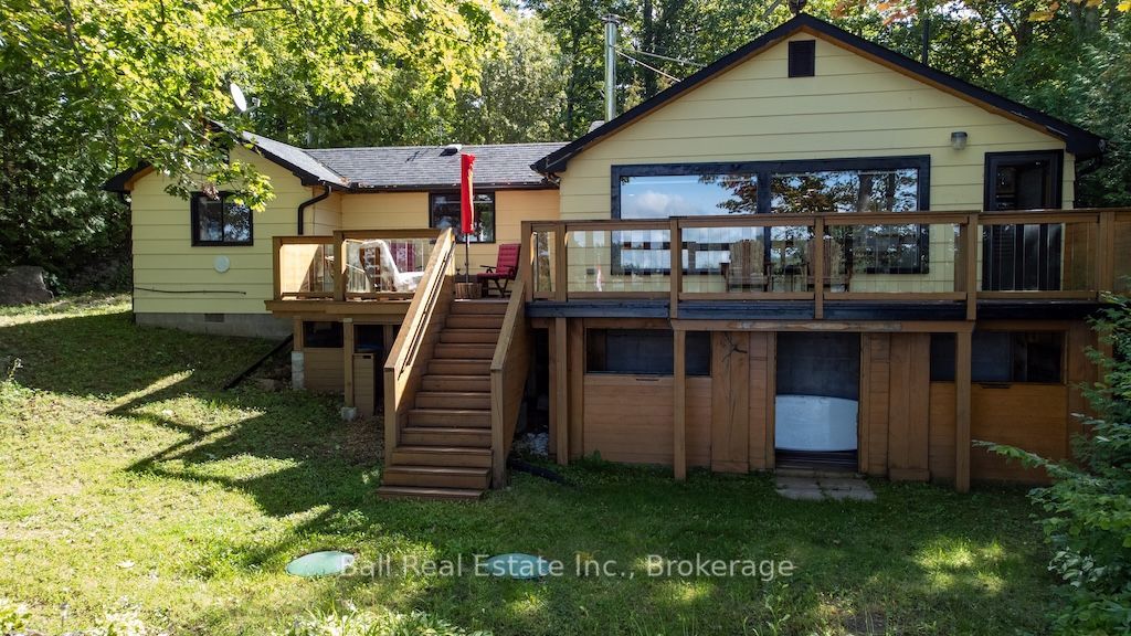 3272 Buckhorn Lane N Property Photo 4