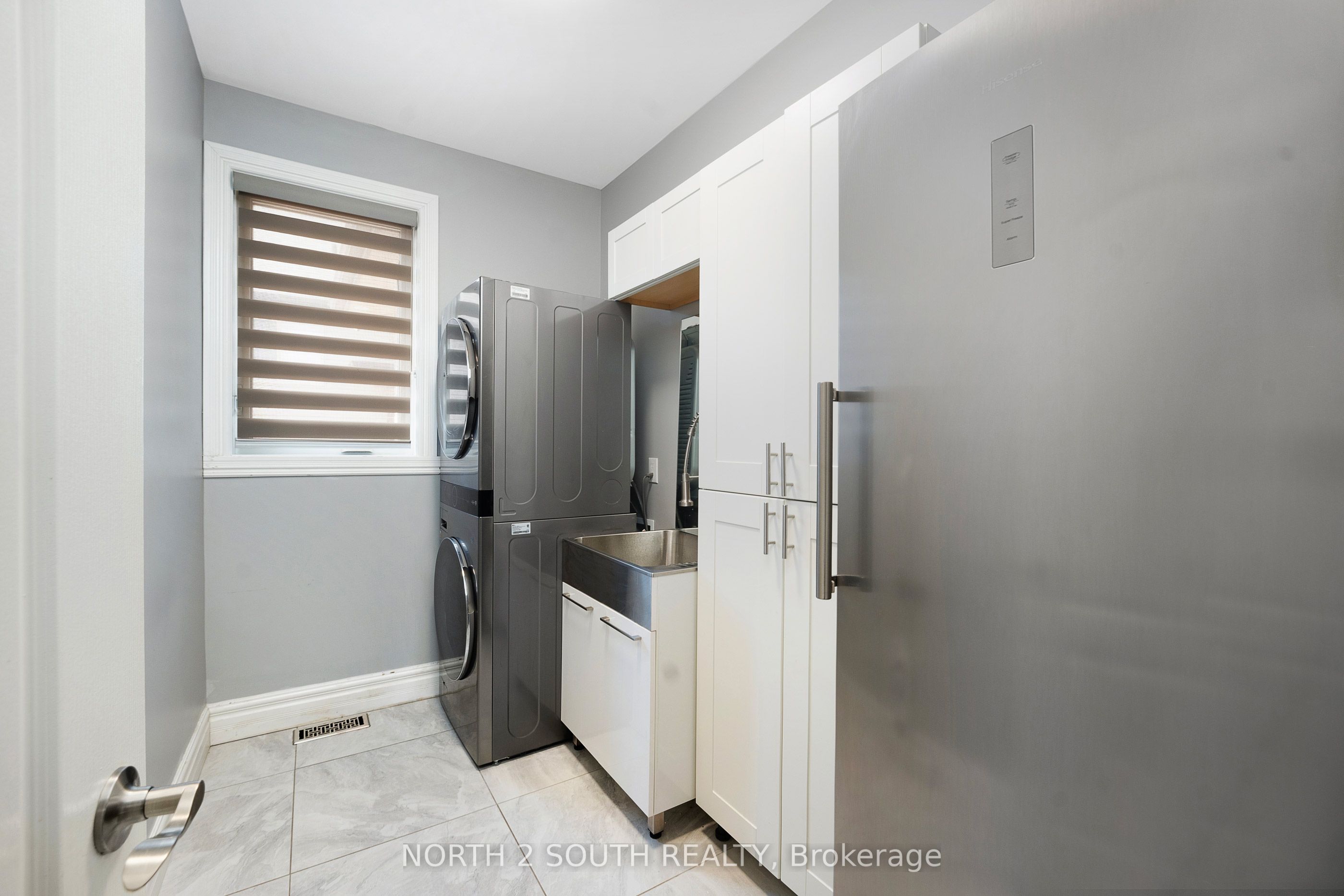 268 Carole Court Property Photo 23