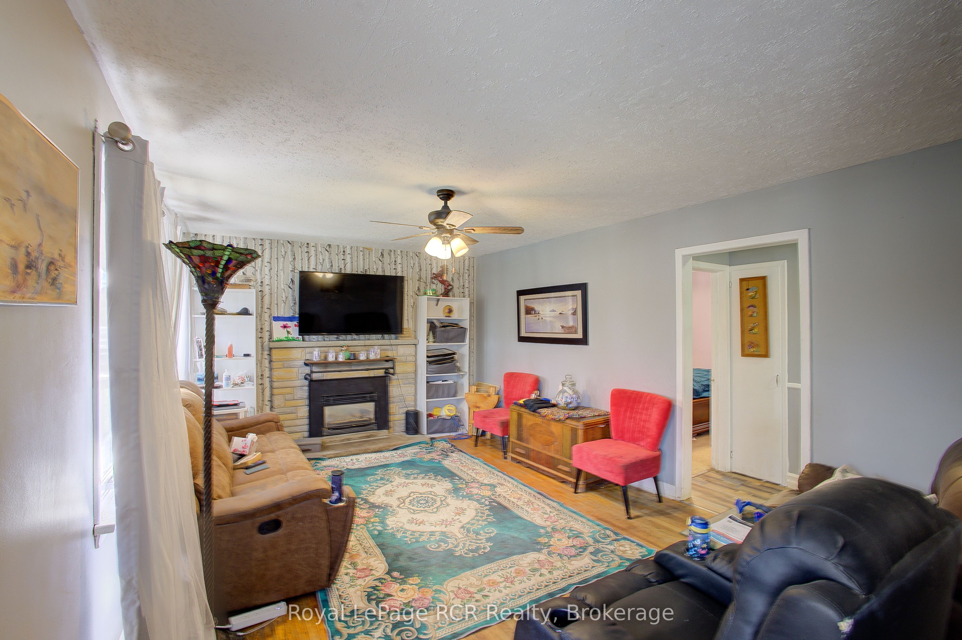 460 Domville Street Property Photo 11