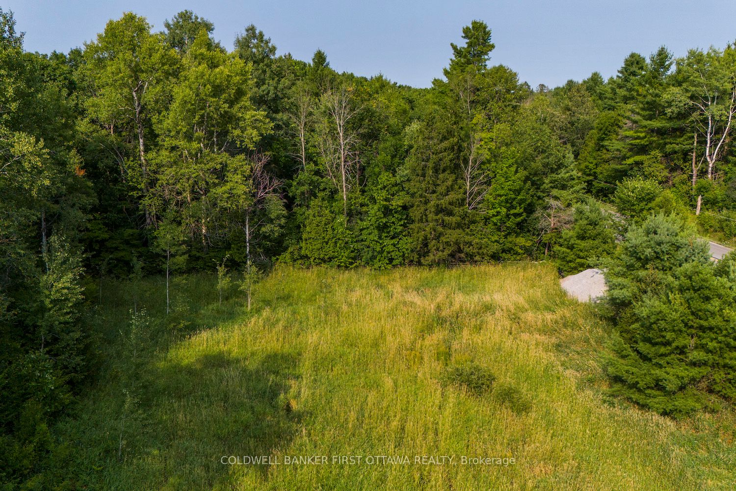 752 Bennett Lake Road Property Photo 1