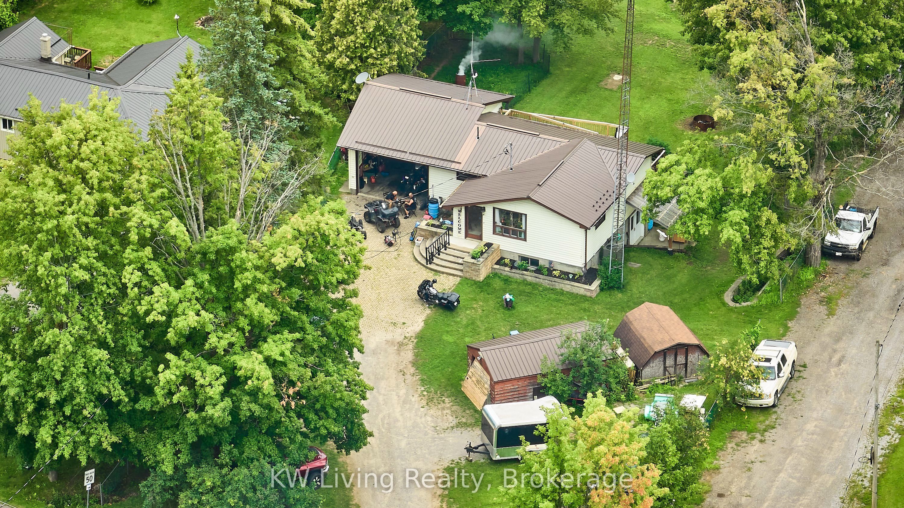 40 Butternut Drive Property Photo 3