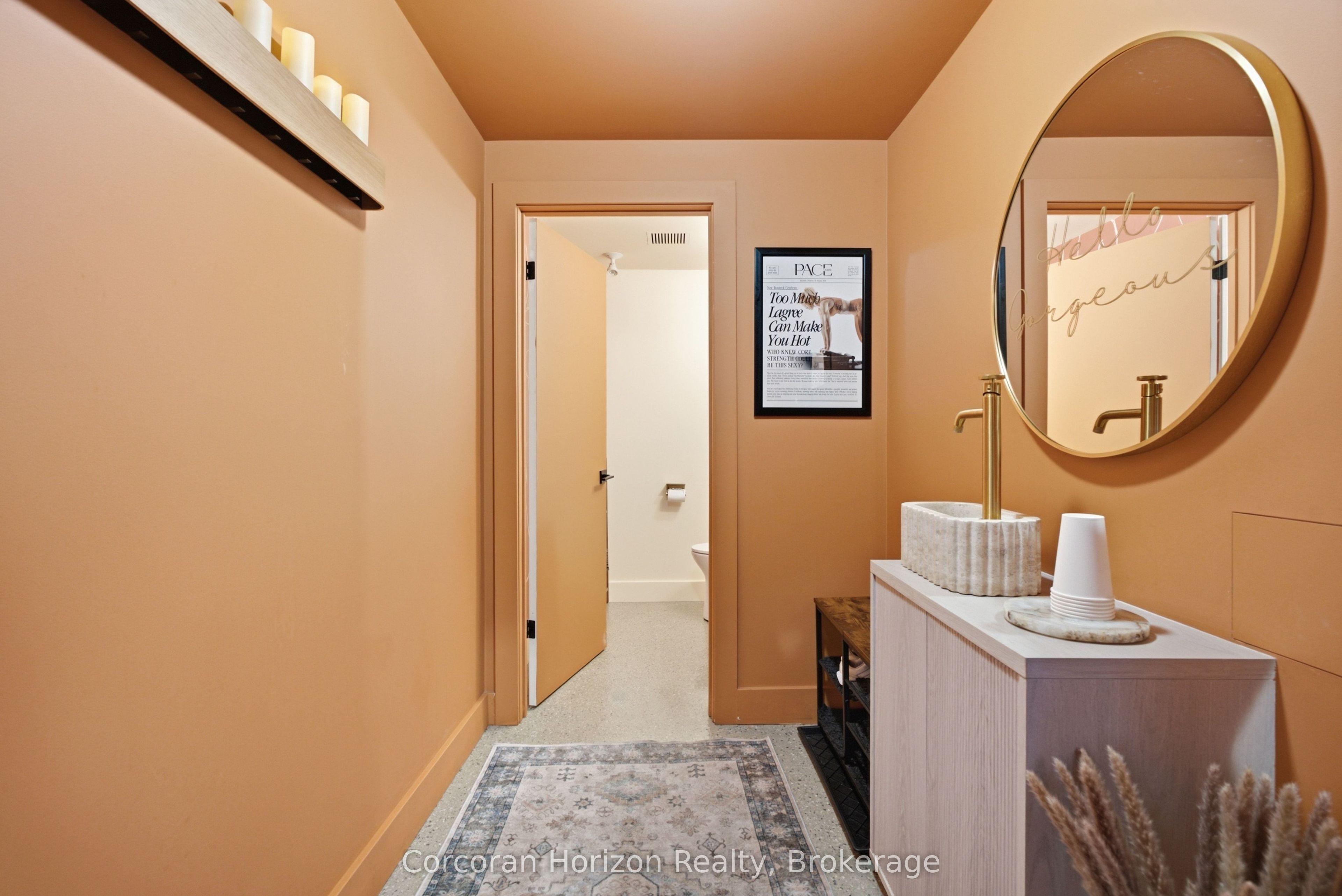 148 James Street S Property Photo 9