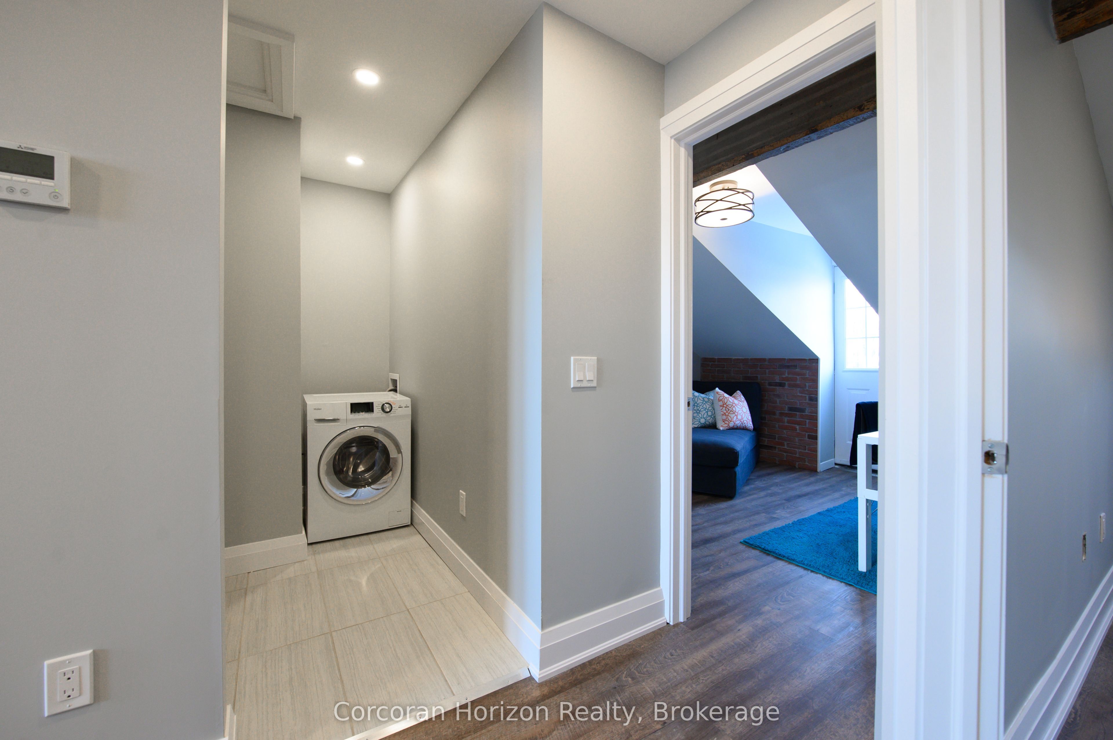 148 James Street S Property Photo 36