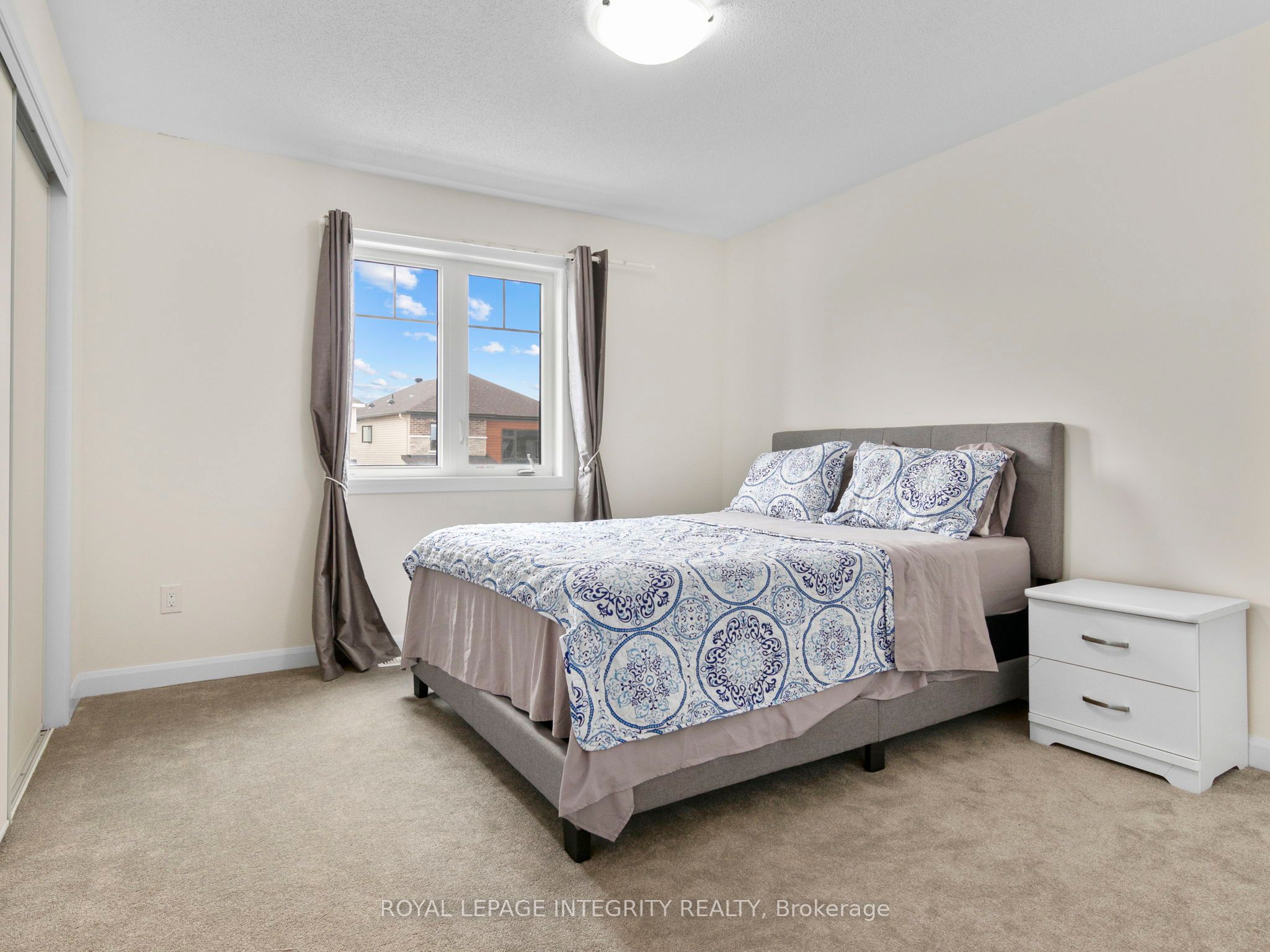 168 Maynooth Court Property Photo 11