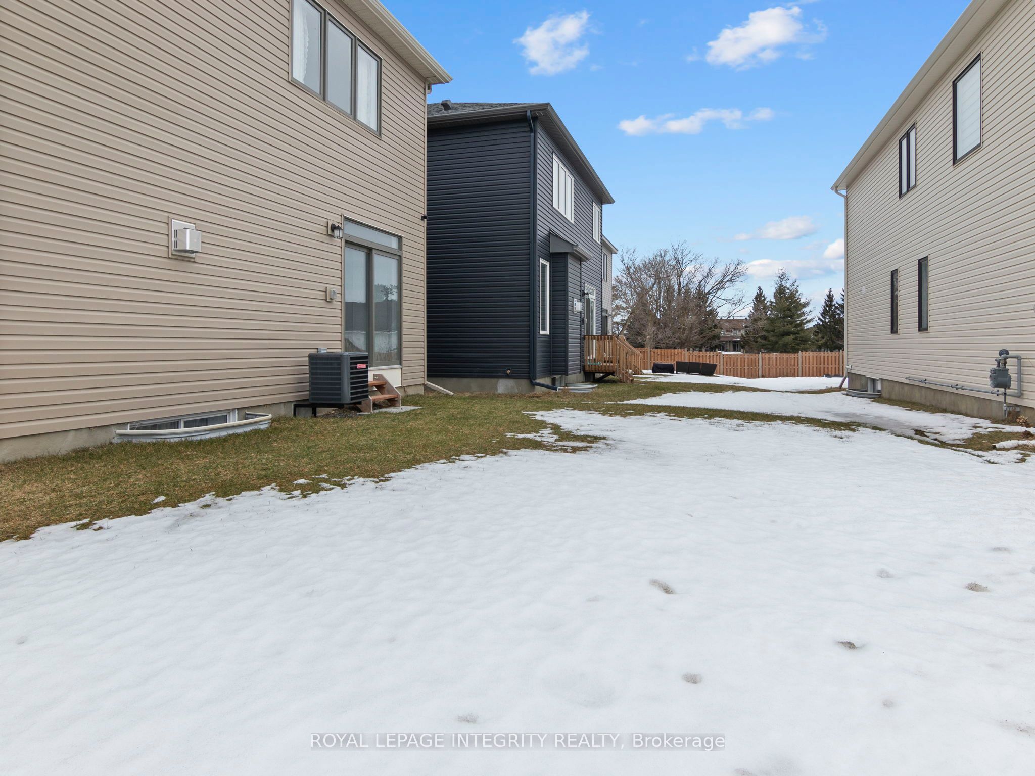 168 Maynooth Court Property Photo 19