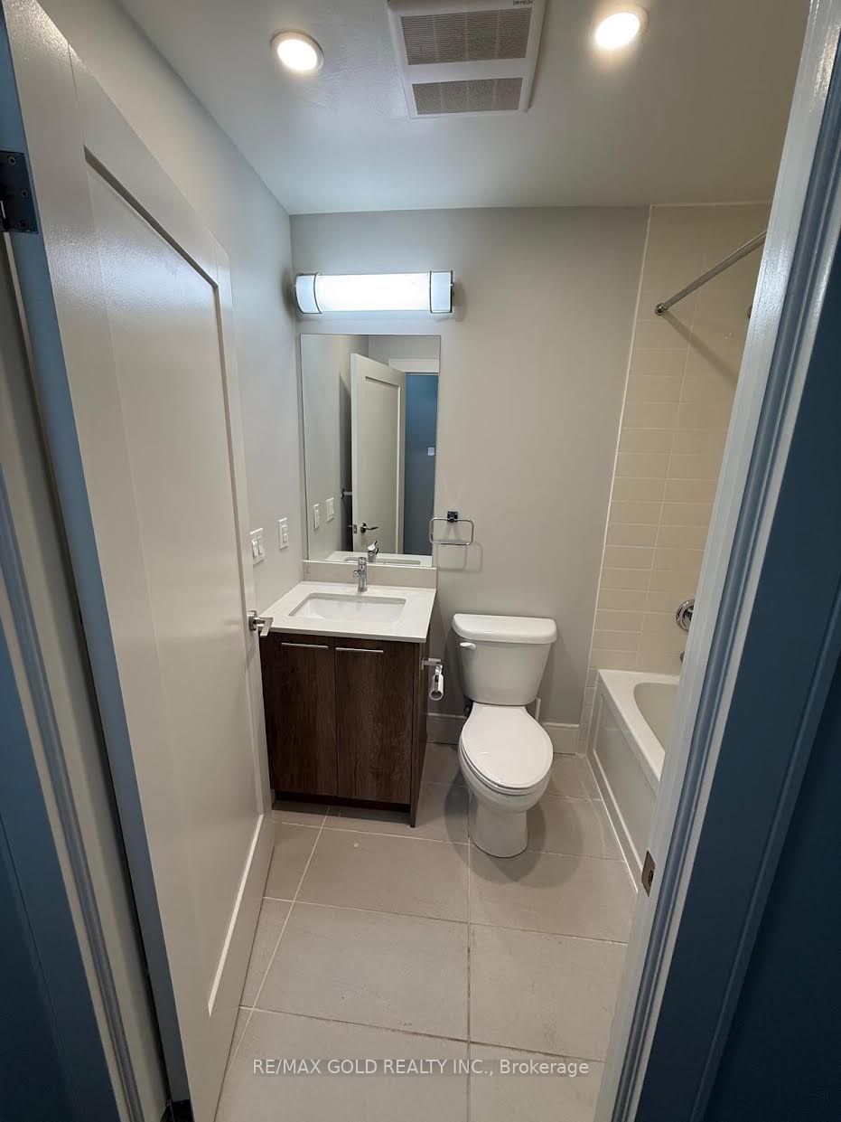15 Prince Albert Boulevard 113 Property Photo 8