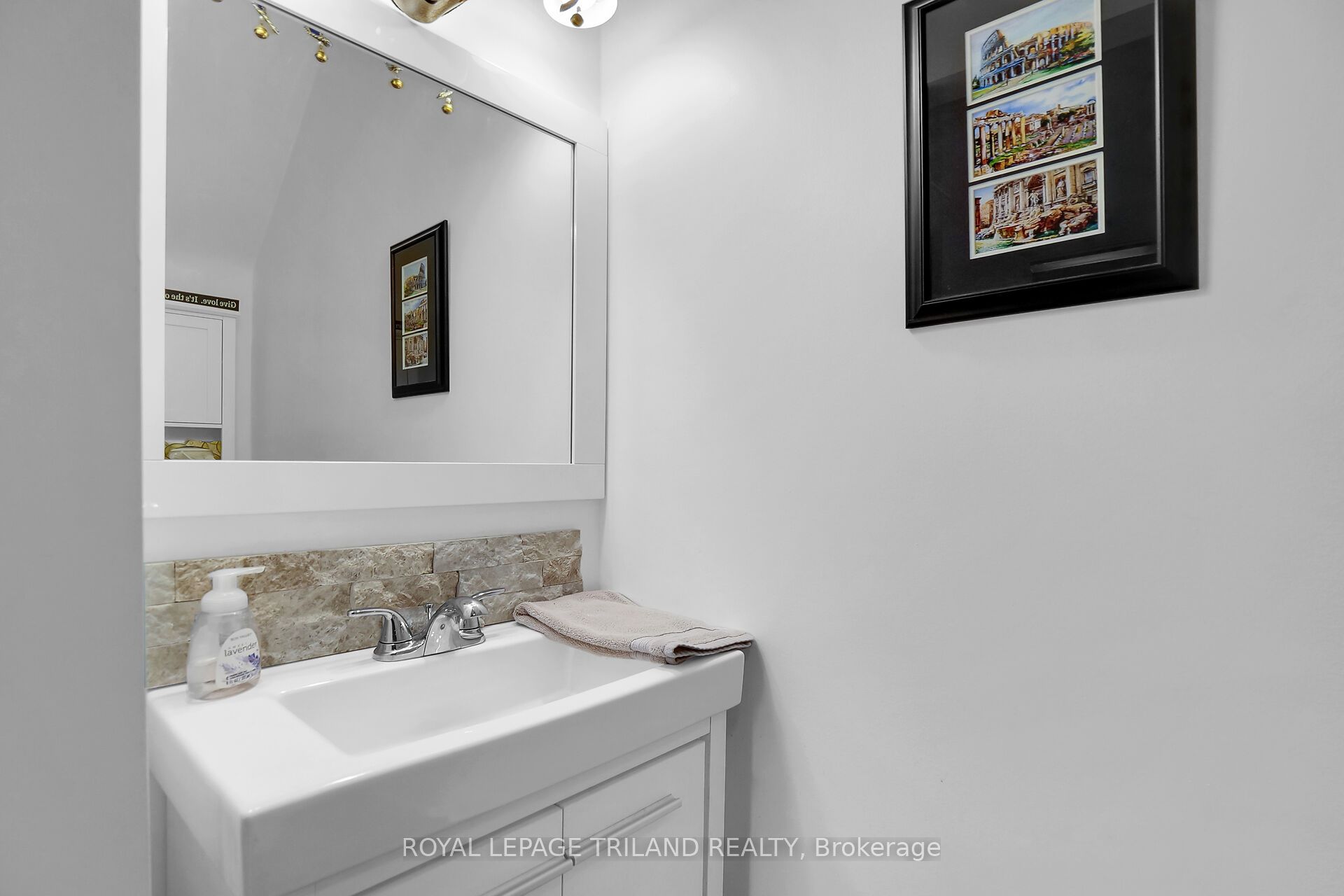 86 Kains Street Property Photo 16