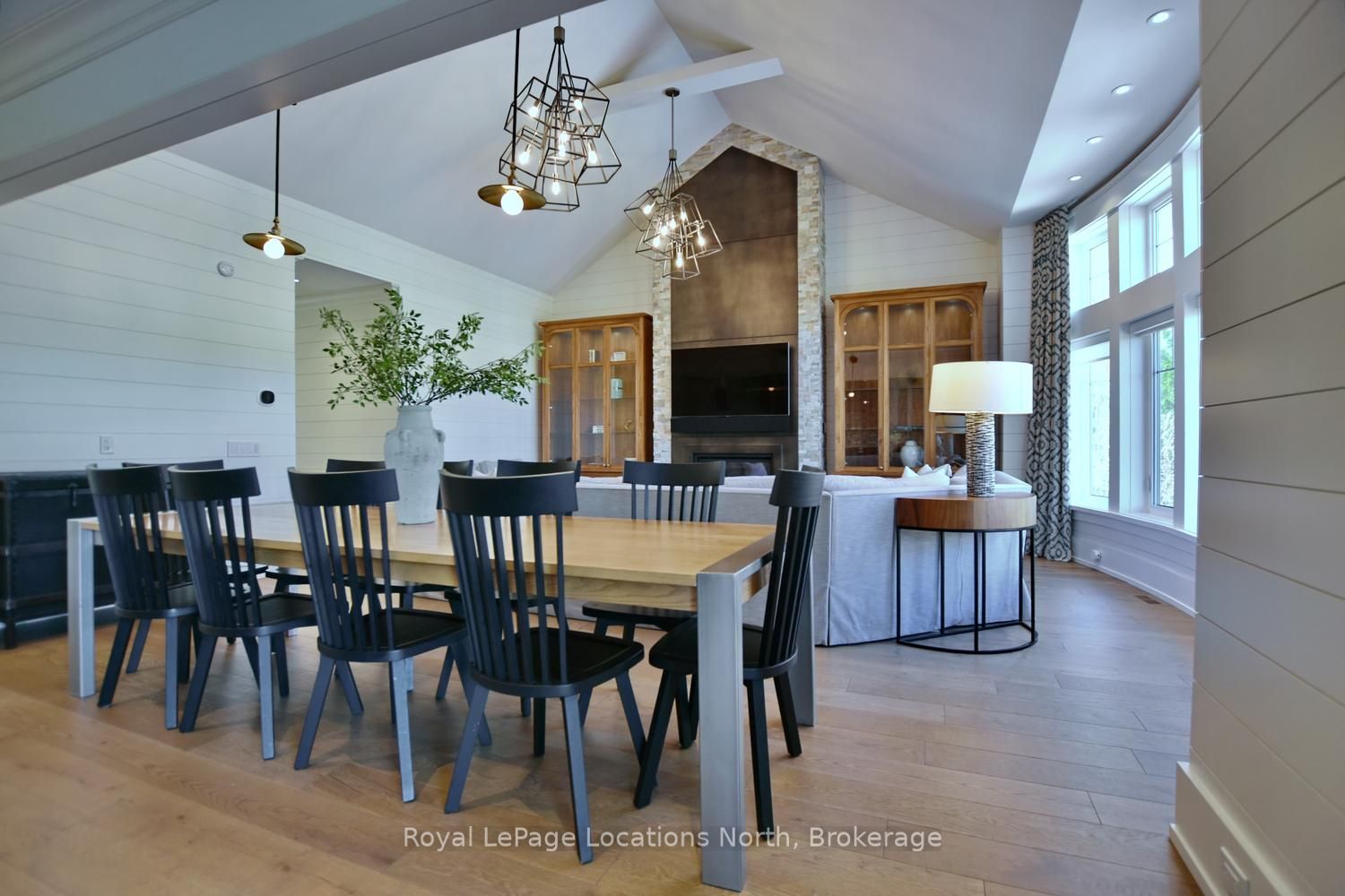 277 Jozo Weider Boulevard 902 Property Photo 14