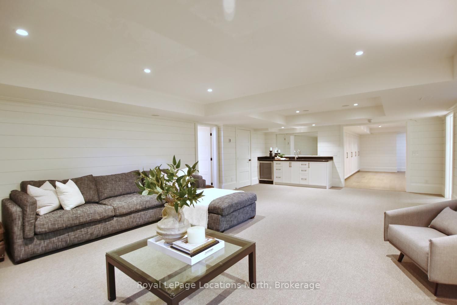 277 Jozo Weider Boulevard 902 Property Photo 40