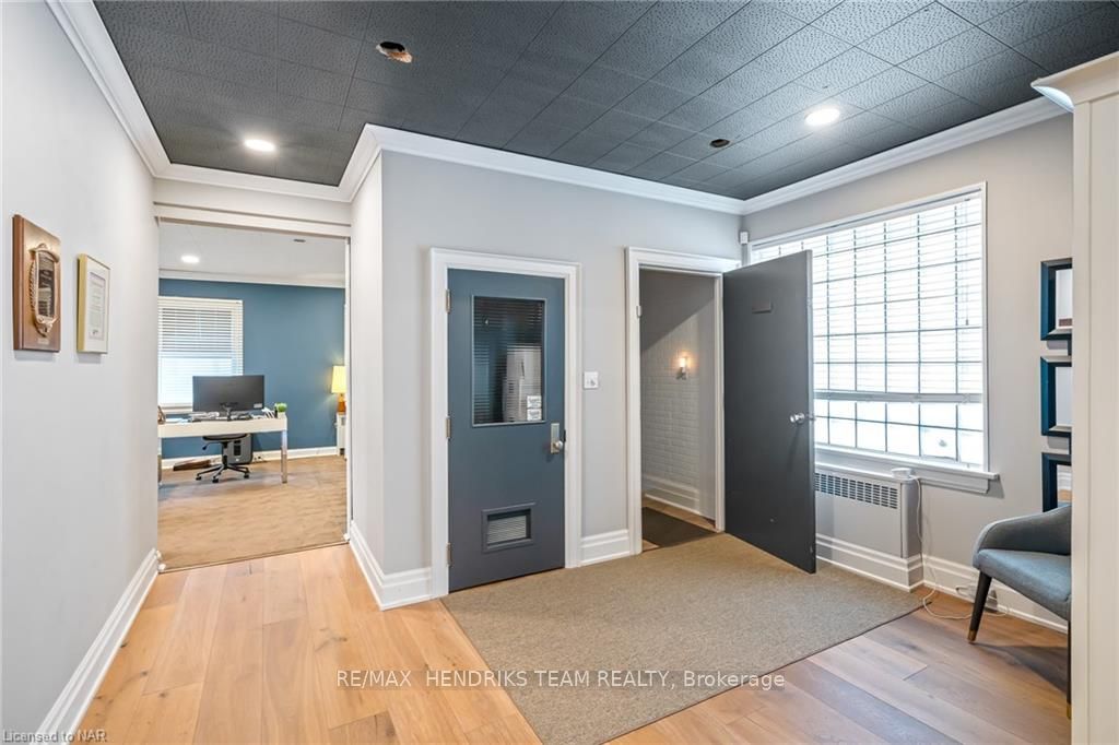 145 King Street Property Photo 15