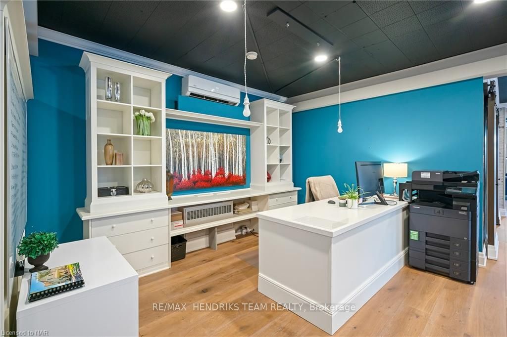 145 King Street Property Photo 17