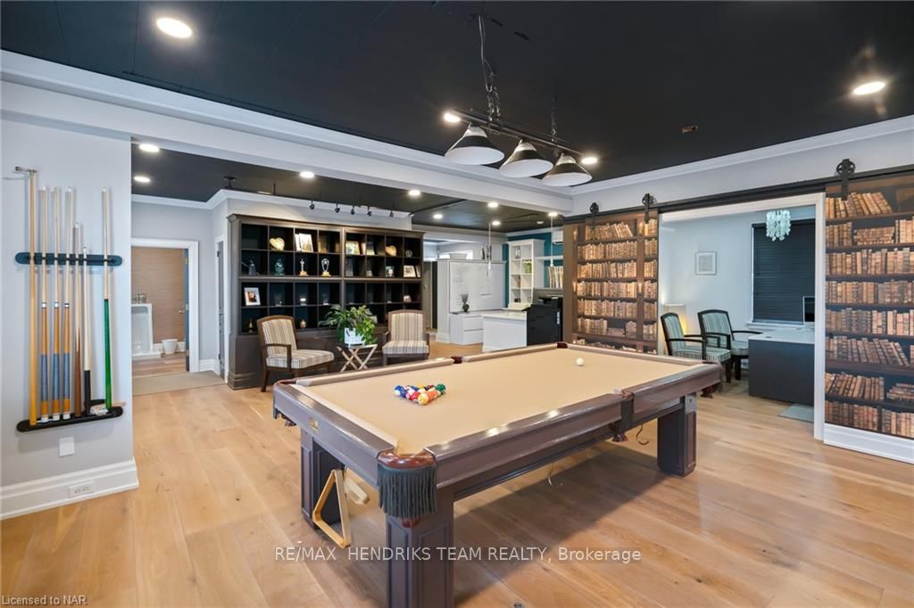 145 King Street Property Photo 22