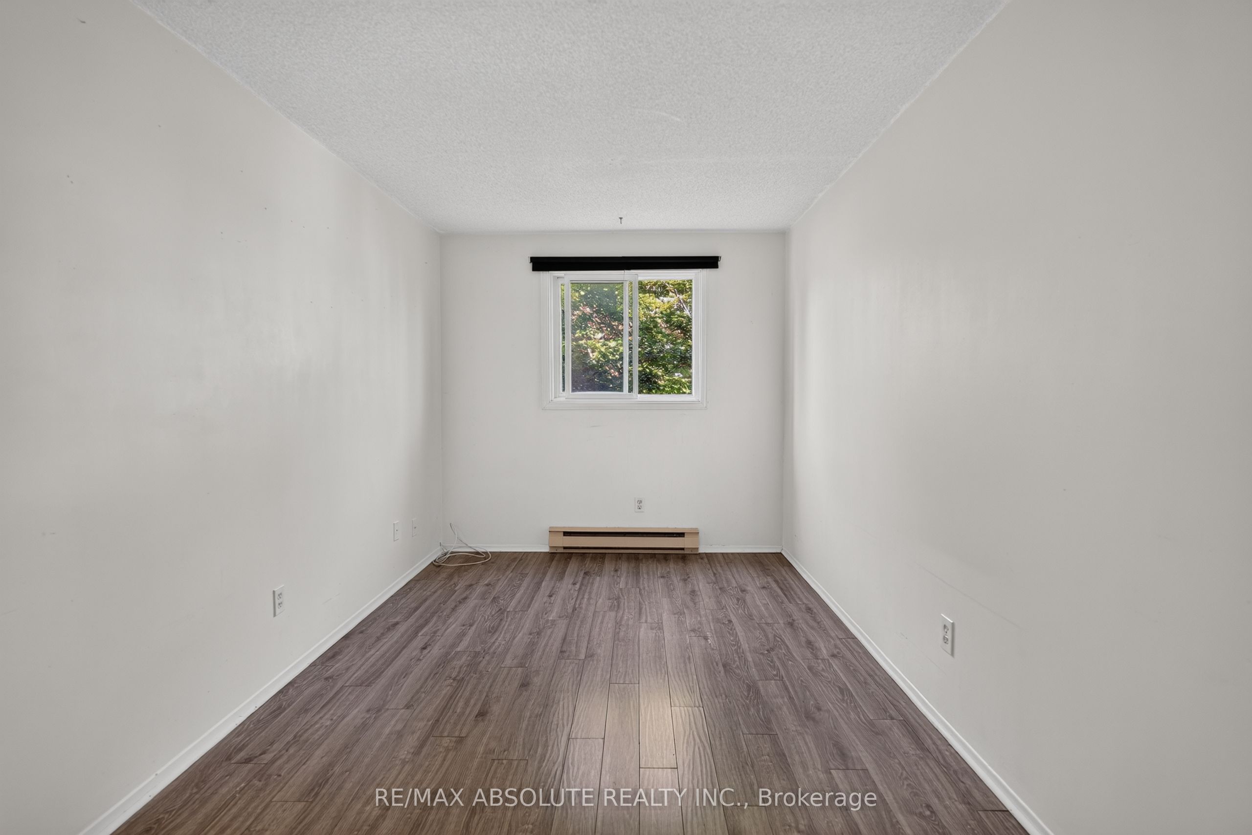 310 Kingsdale Avenue 305 Property Photo 16