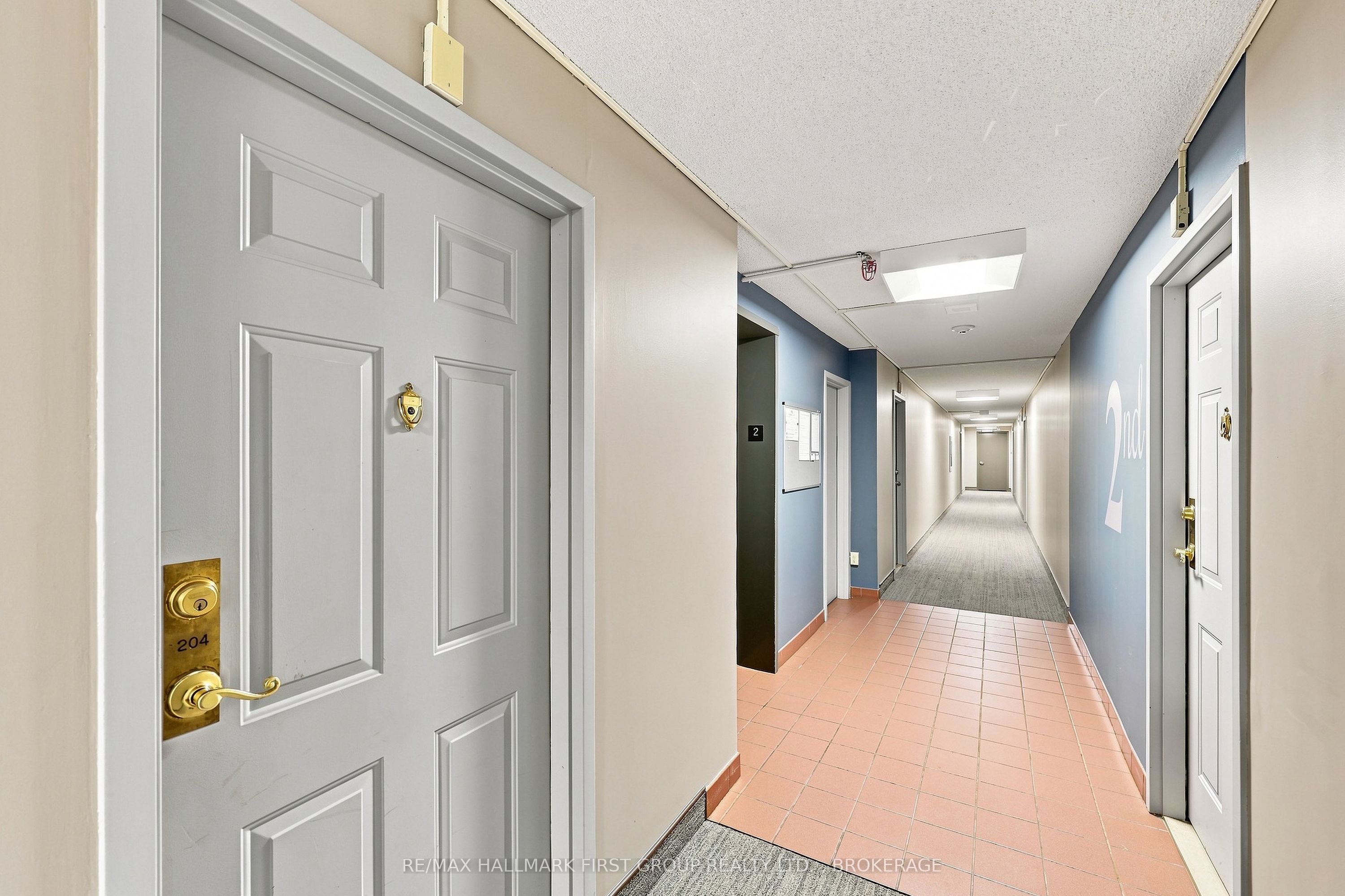 14 Greenview Drive 204 Property Photo 10