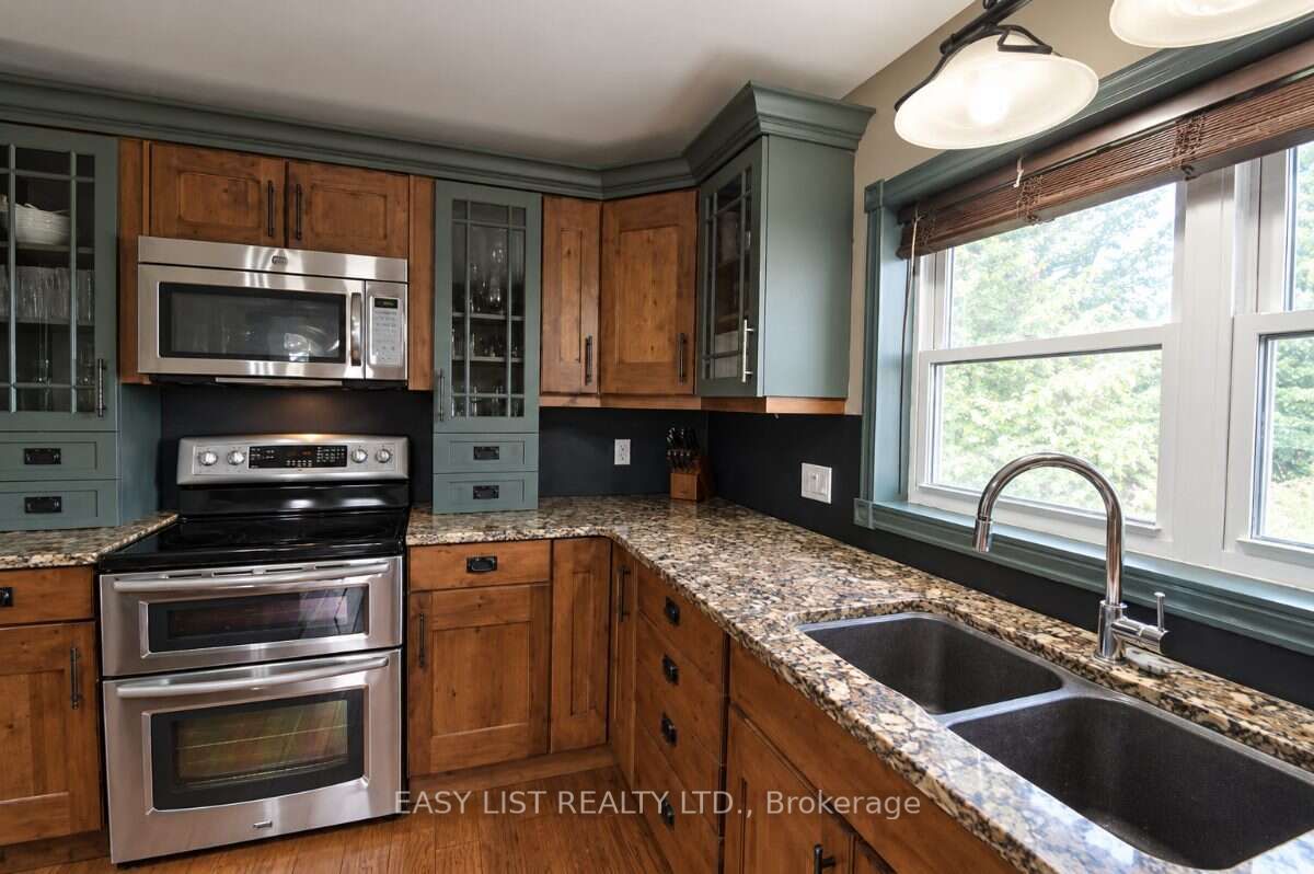 624 Hillhead Road Property Photo 7