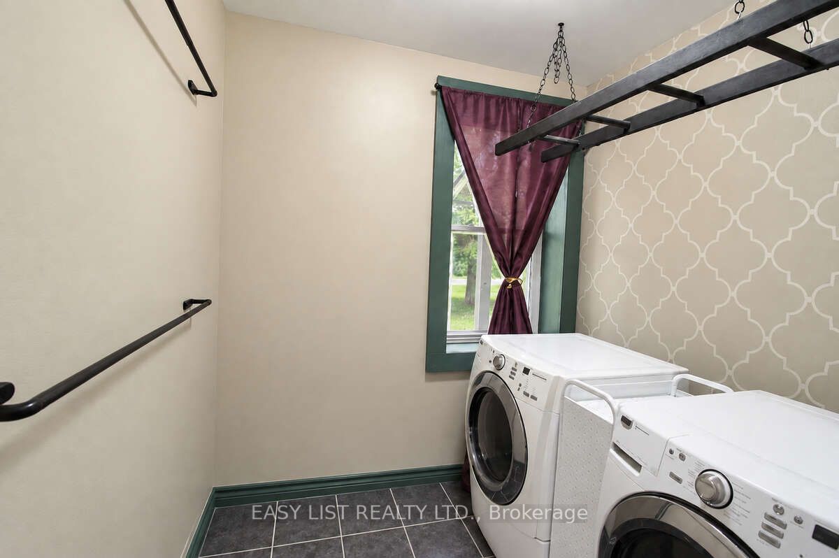 624 Hillhead Road Property Photo 8