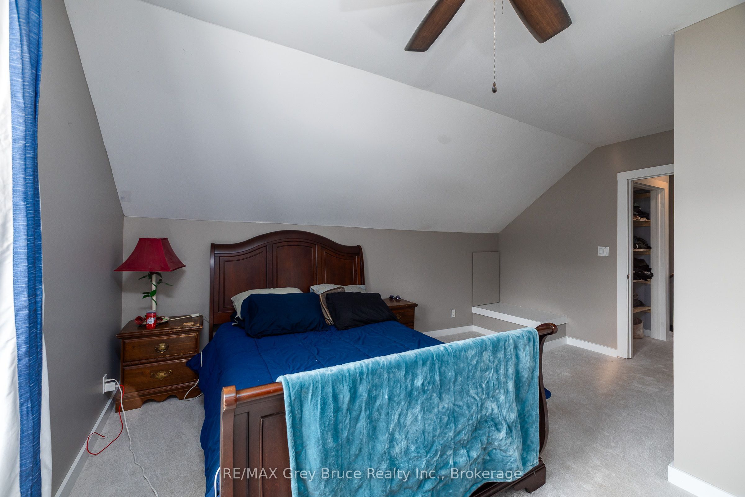74 Yonge Street S Property Photo 21
