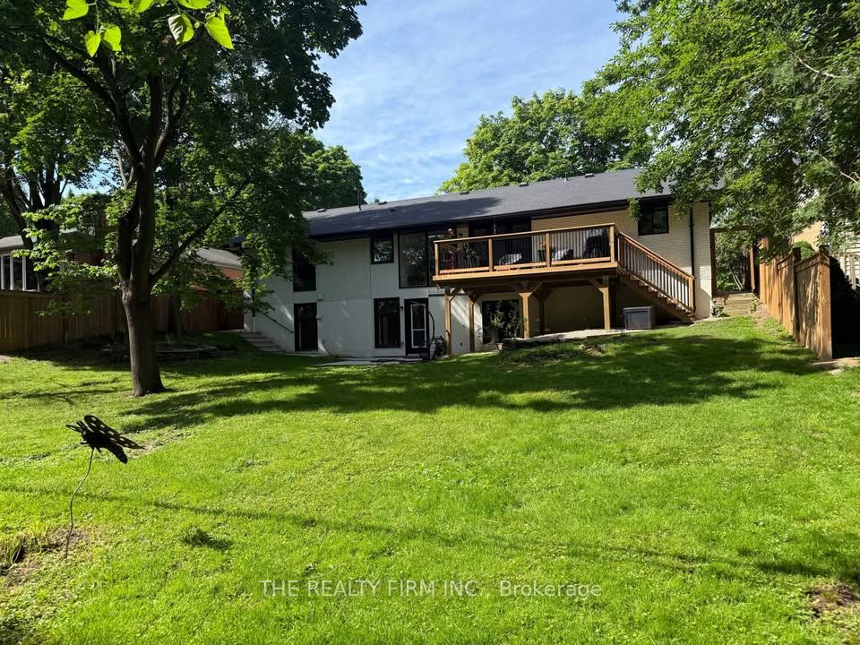 57 Naomee Crescent Lower Property Photo 1