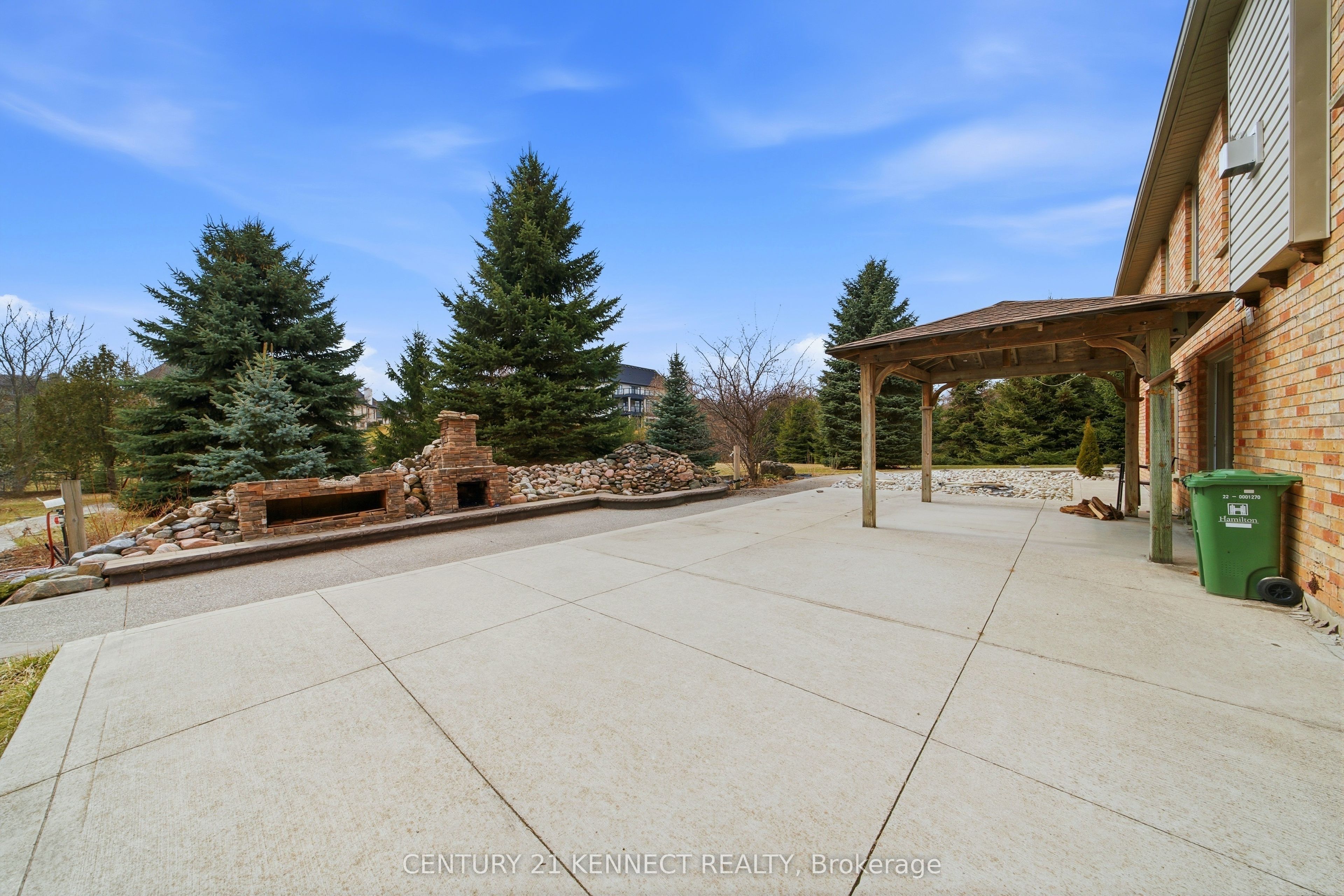 6 Laing Court Property Photo 6