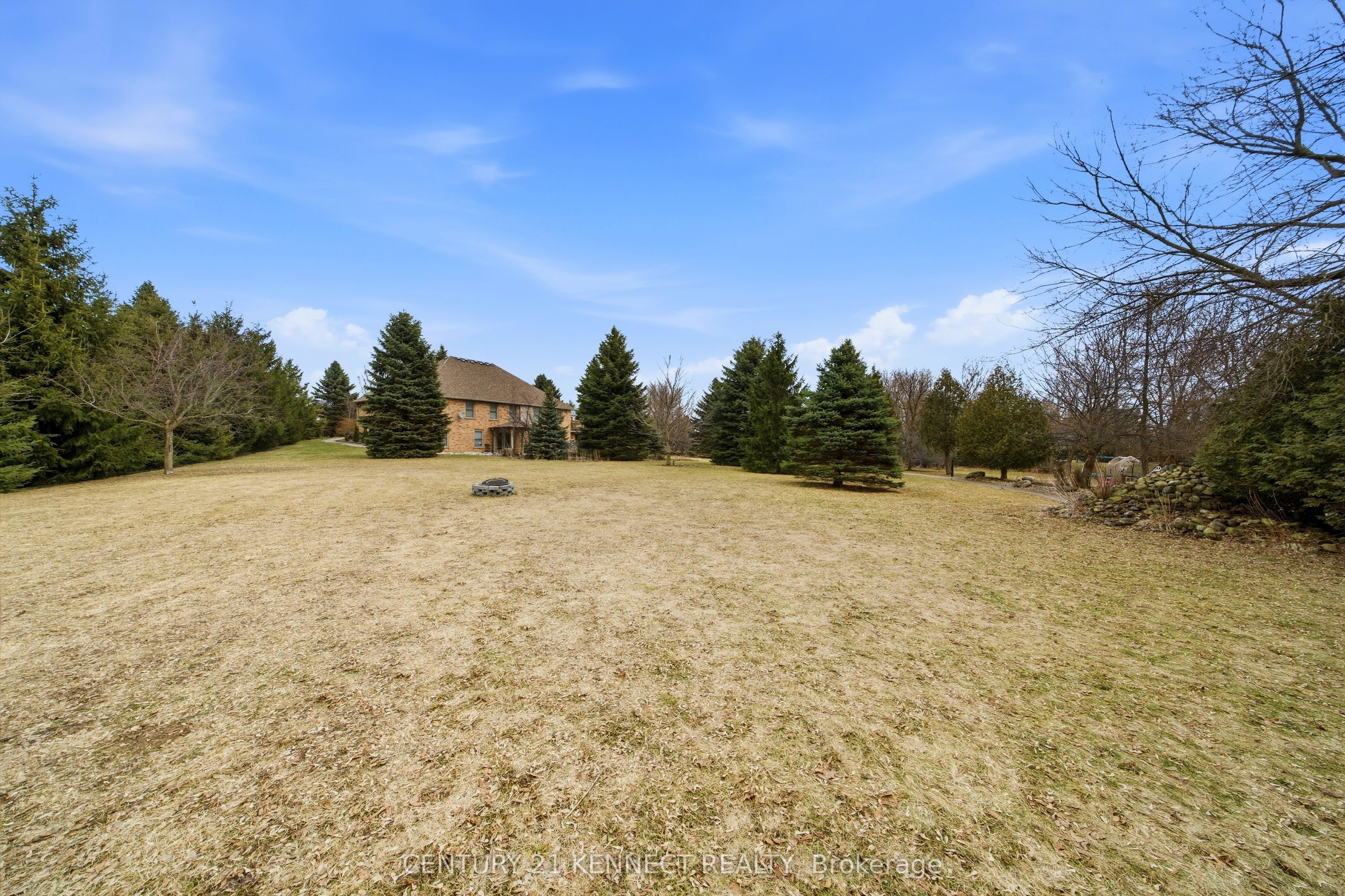 6 Laing Court Property Photo 11