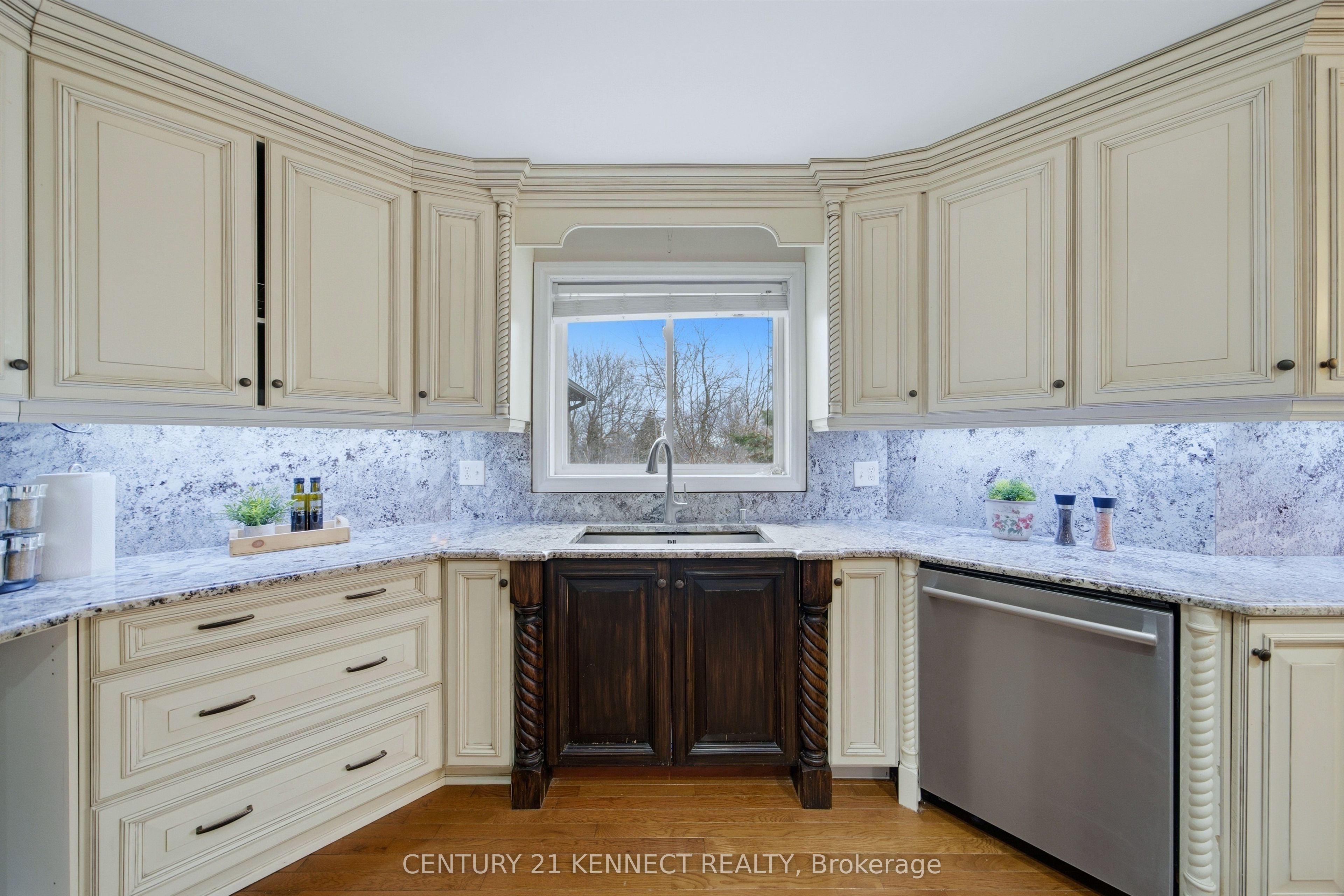 6 Laing Court Property Photo 22