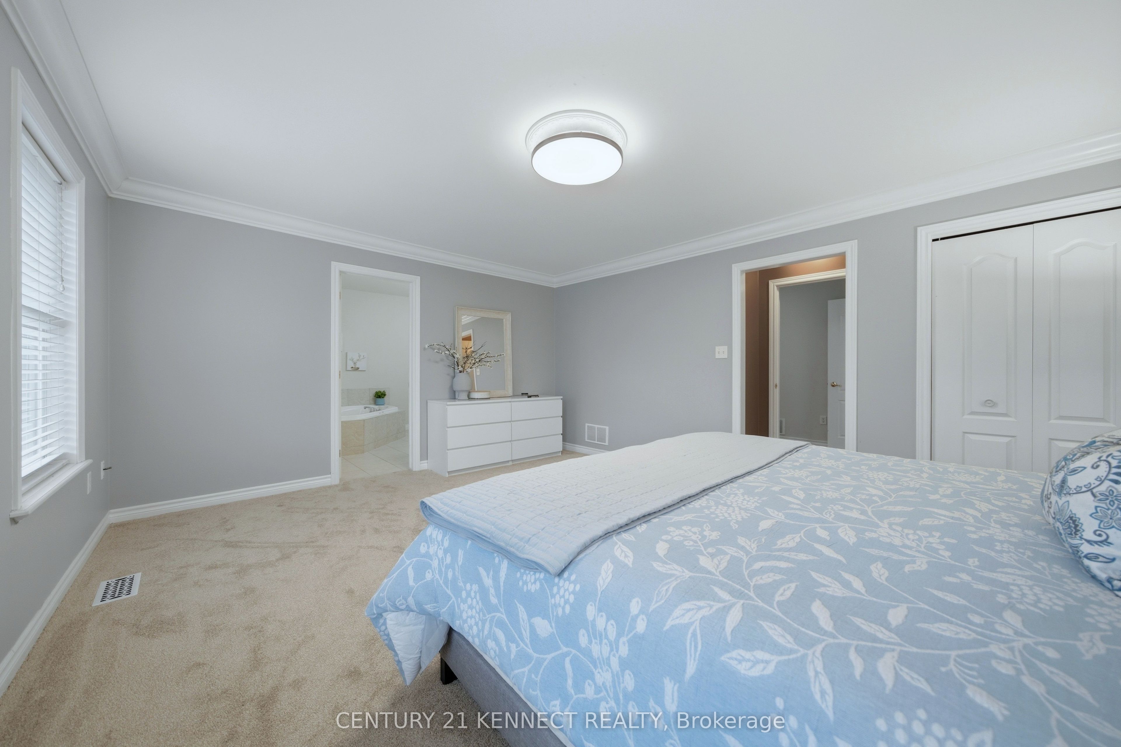 6 Laing Court Property Photo 29