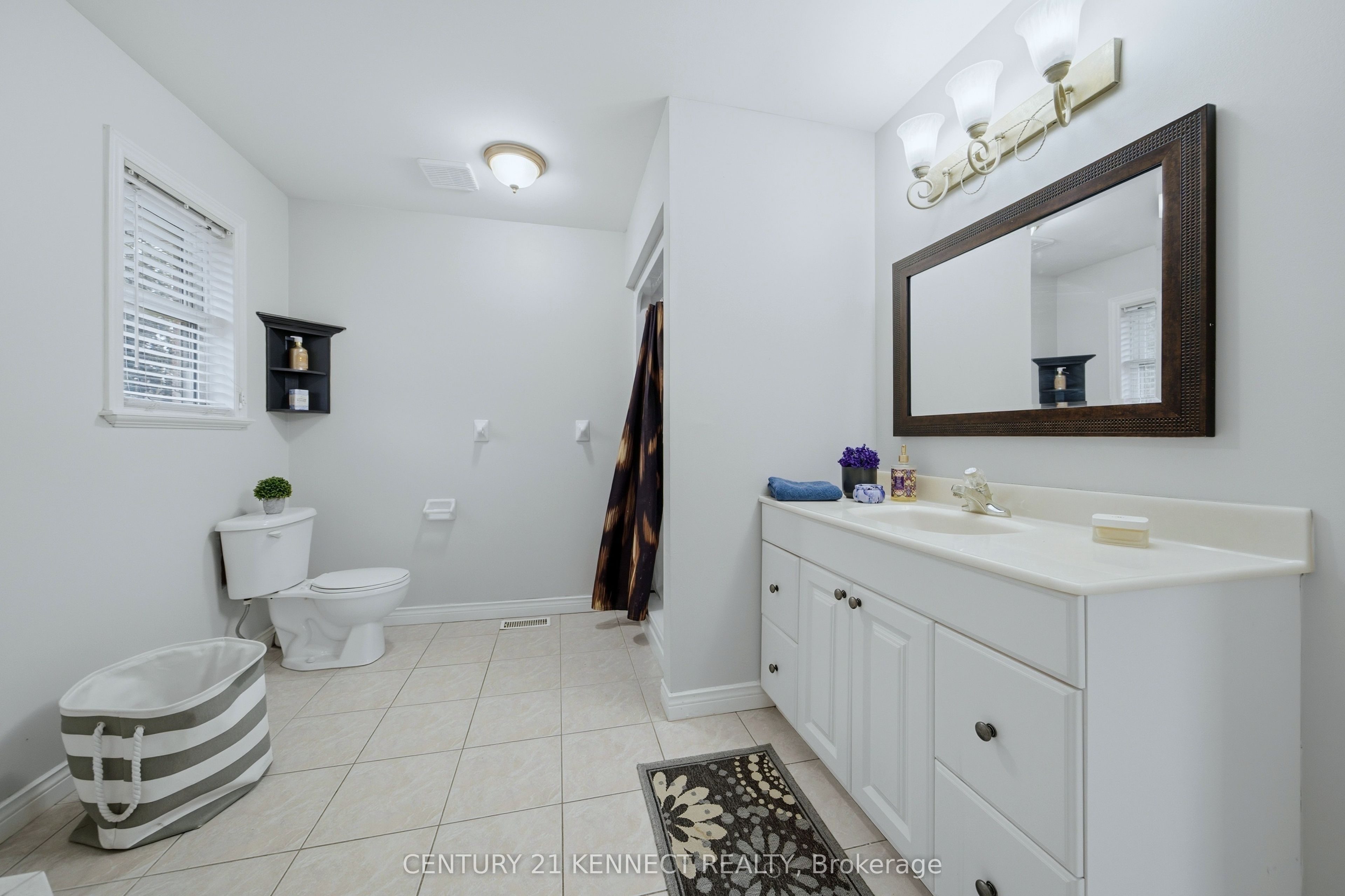 6 Laing Court Property Photo 31