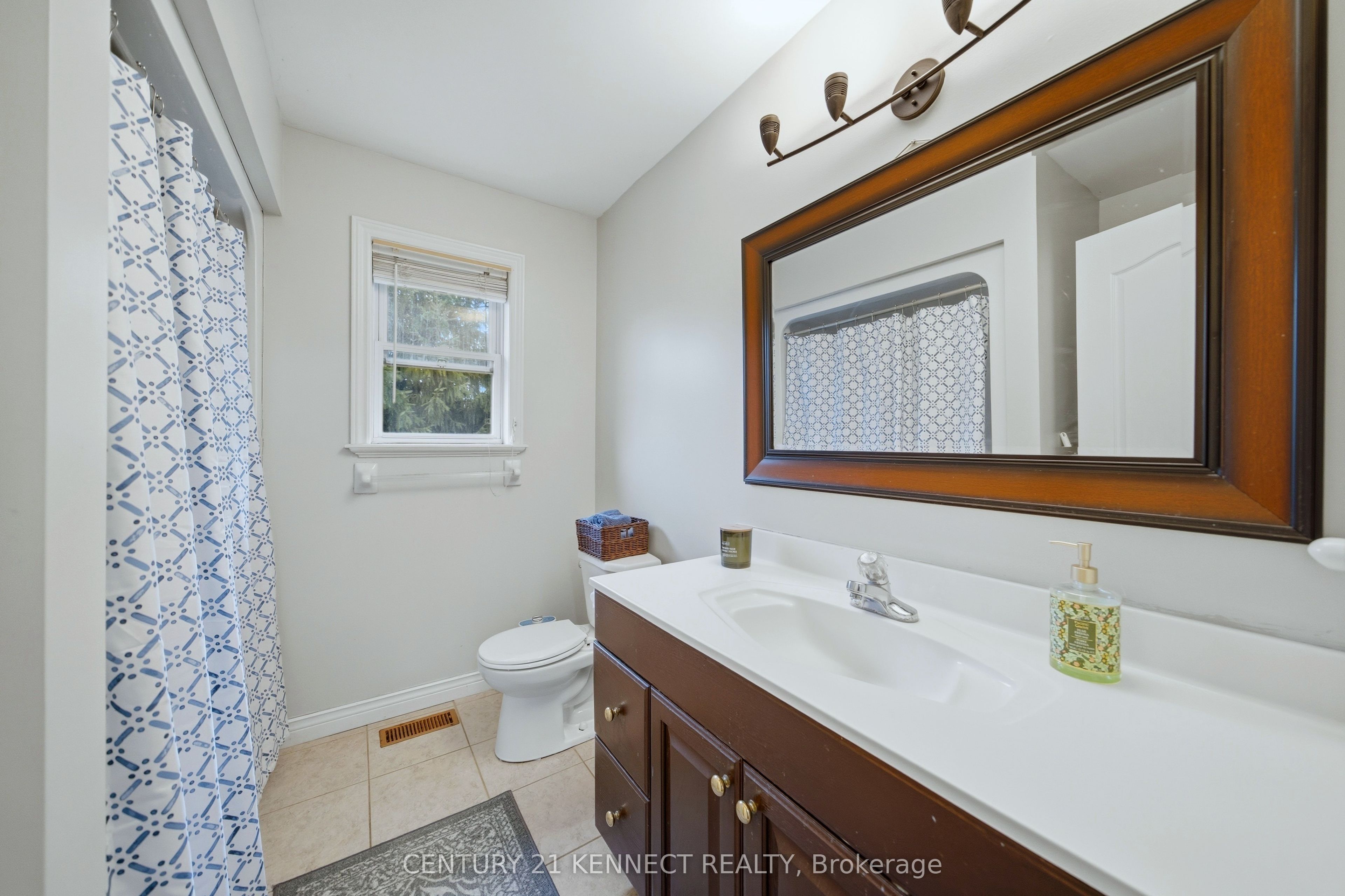 6 Laing Court Property Photo 33