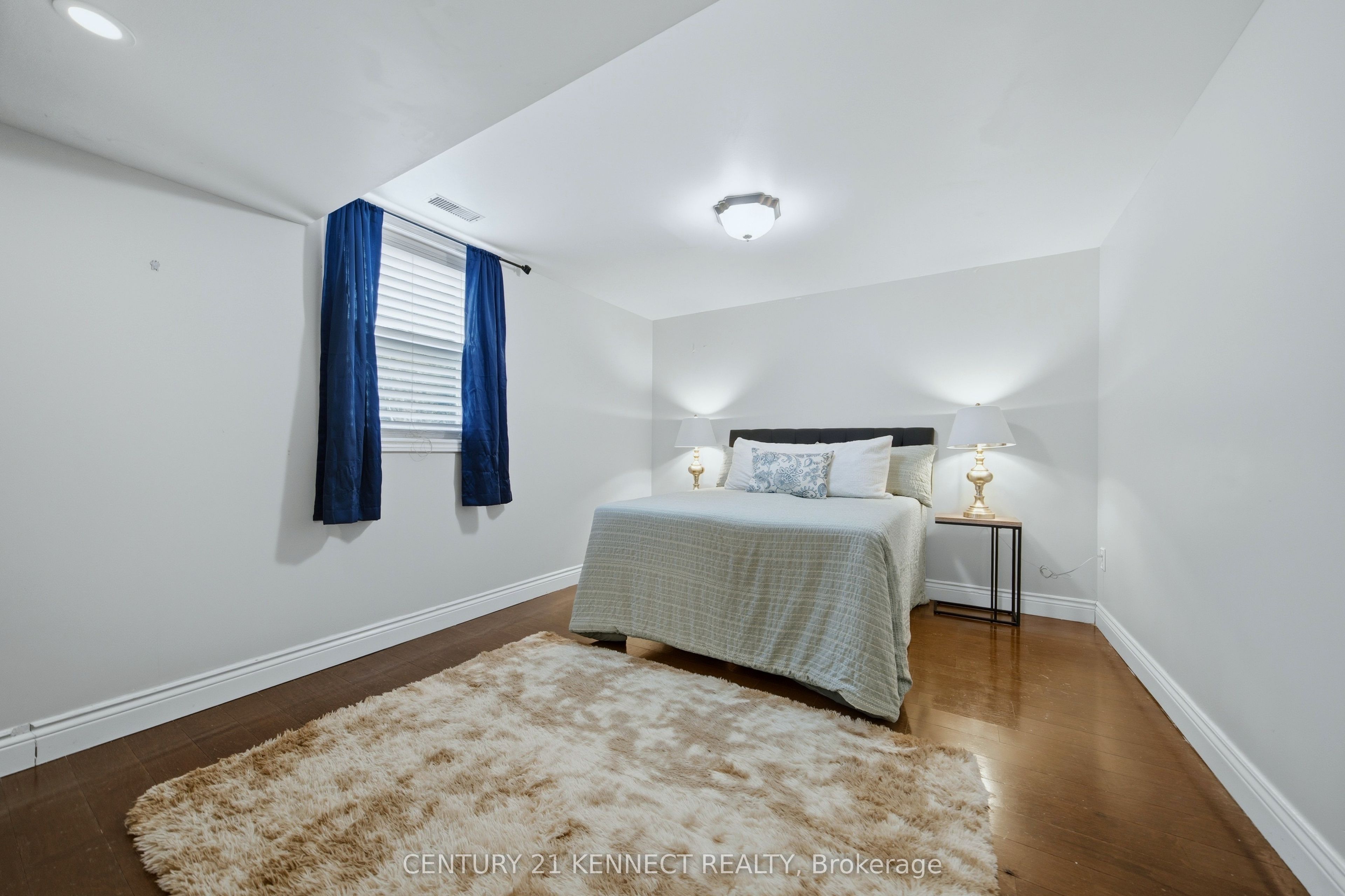 6 Laing Court Property Photo 45